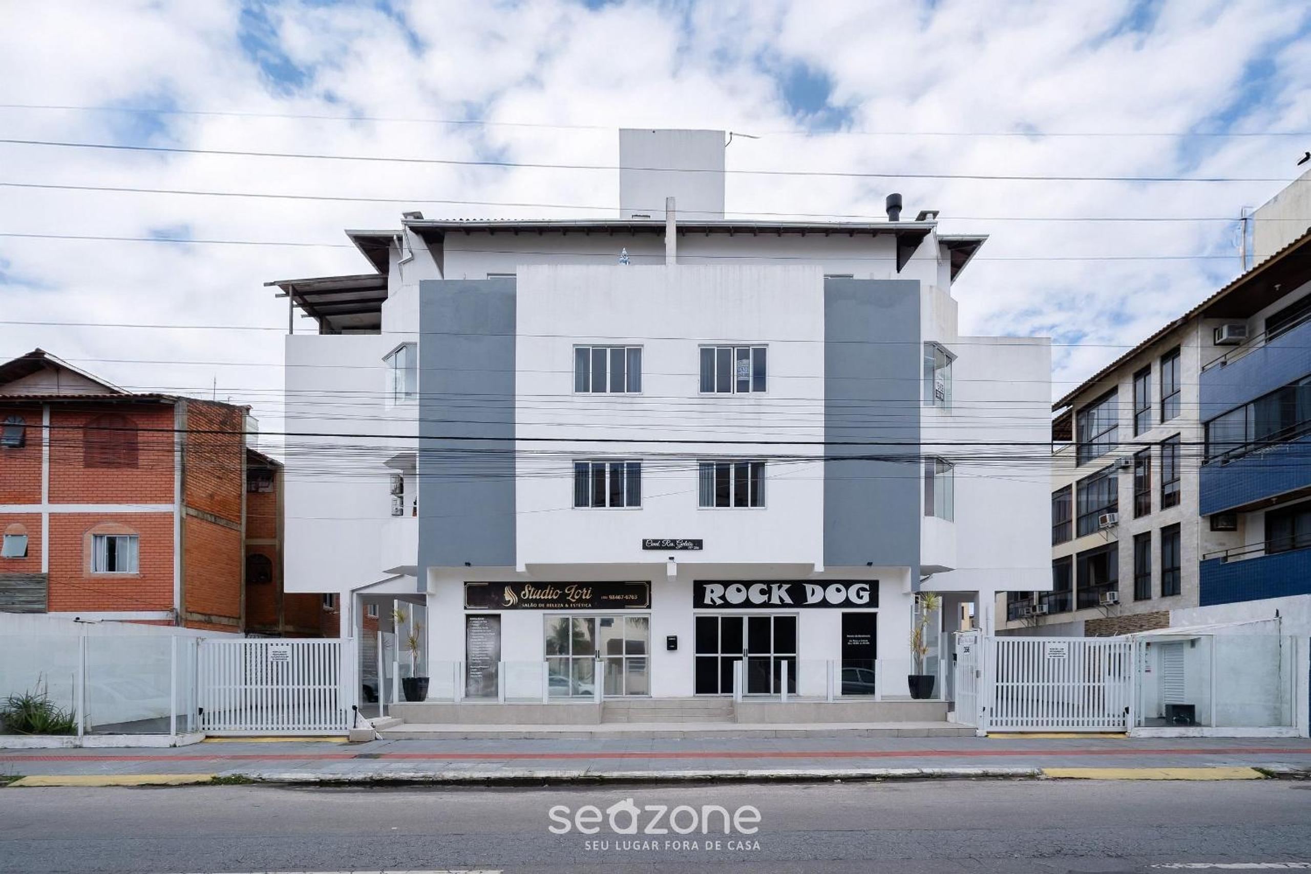 Apartments in a building 500m from Canasvieiras Beach - GALs