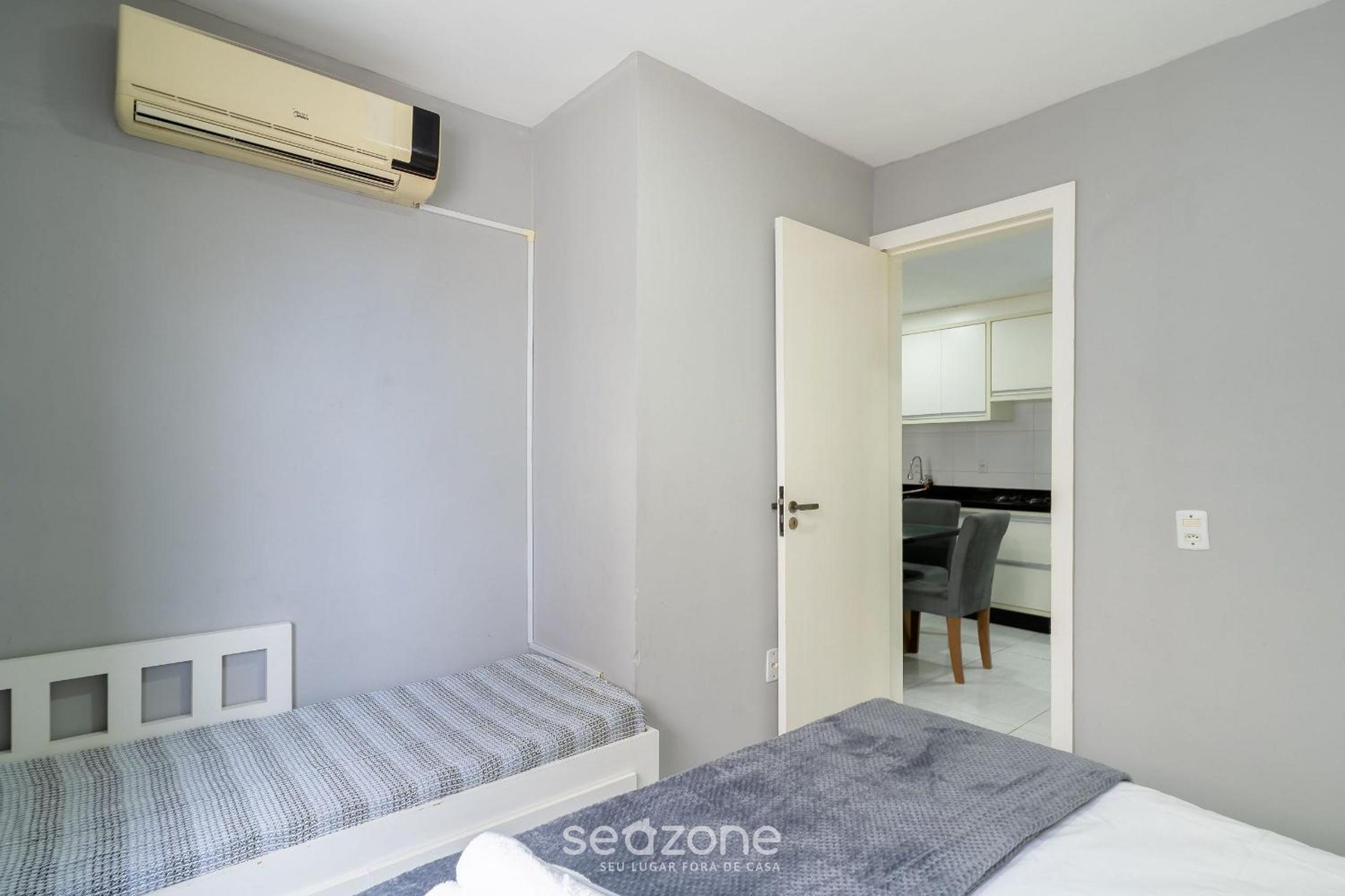 Apartments in a building 500m from Canasvieiras Beach - GALs
