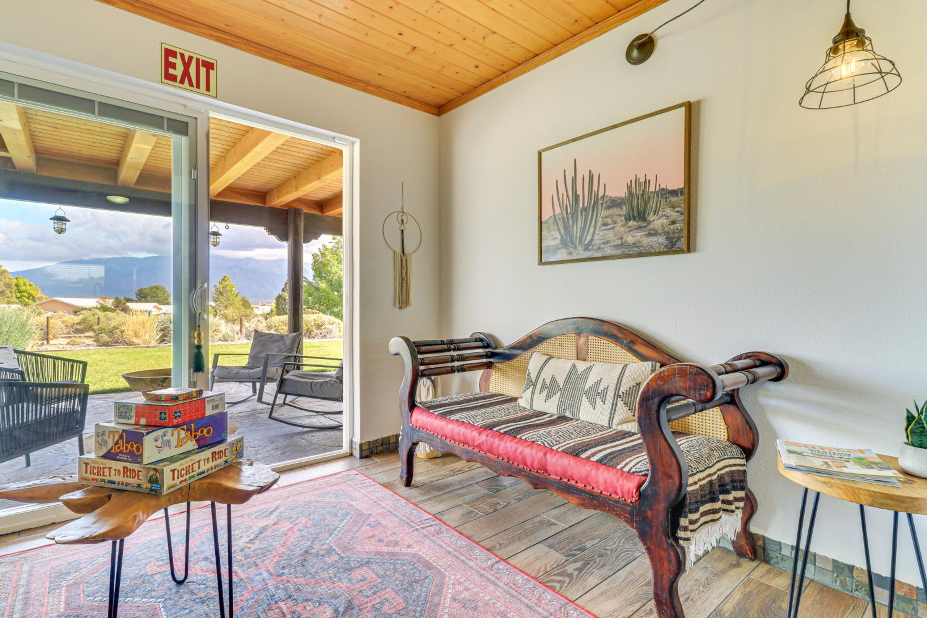 Mountain-View Escape Near Santa Ana Casino!
