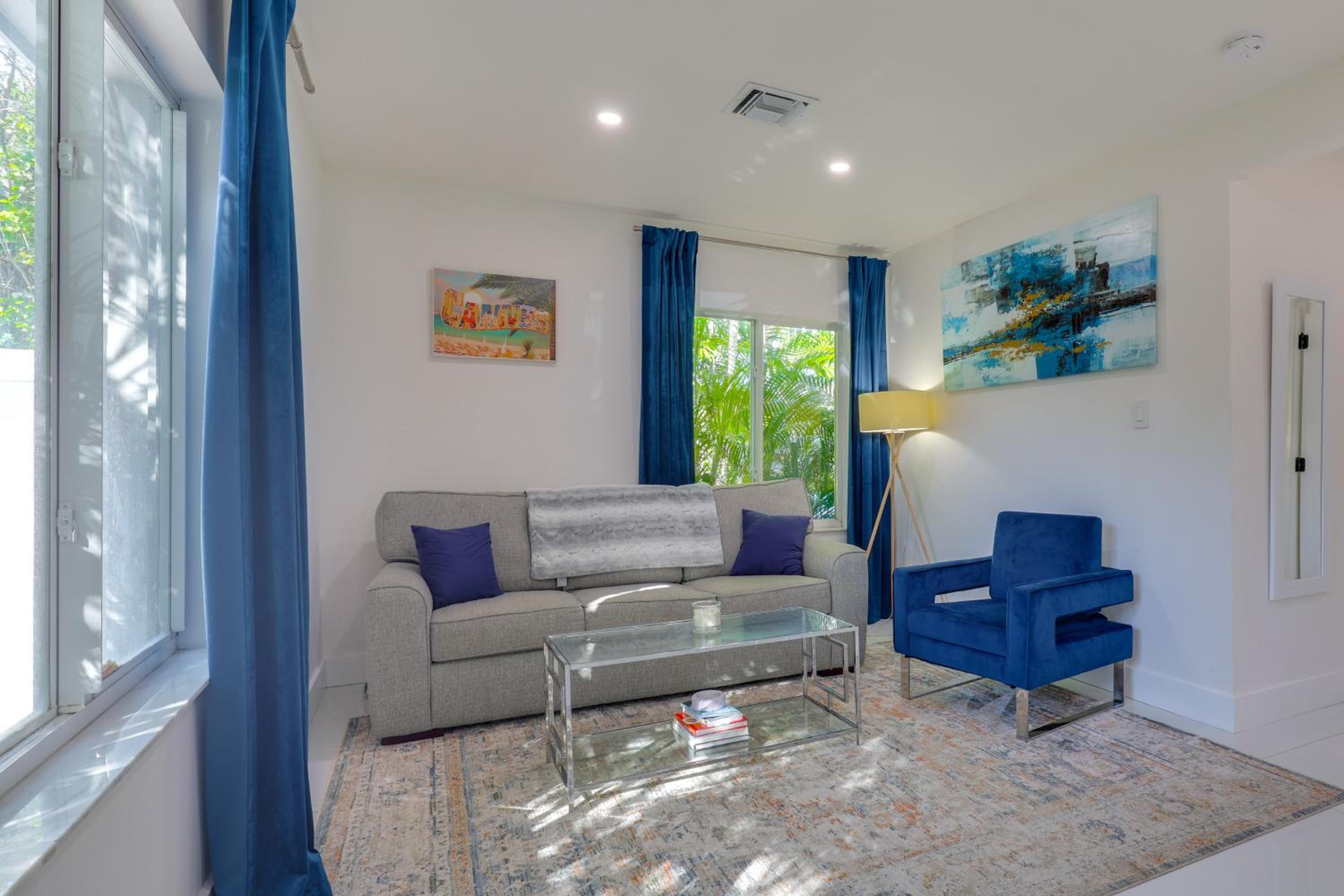 Couples Retreat 1 Mi to Fort Lauderdale Riverwalk