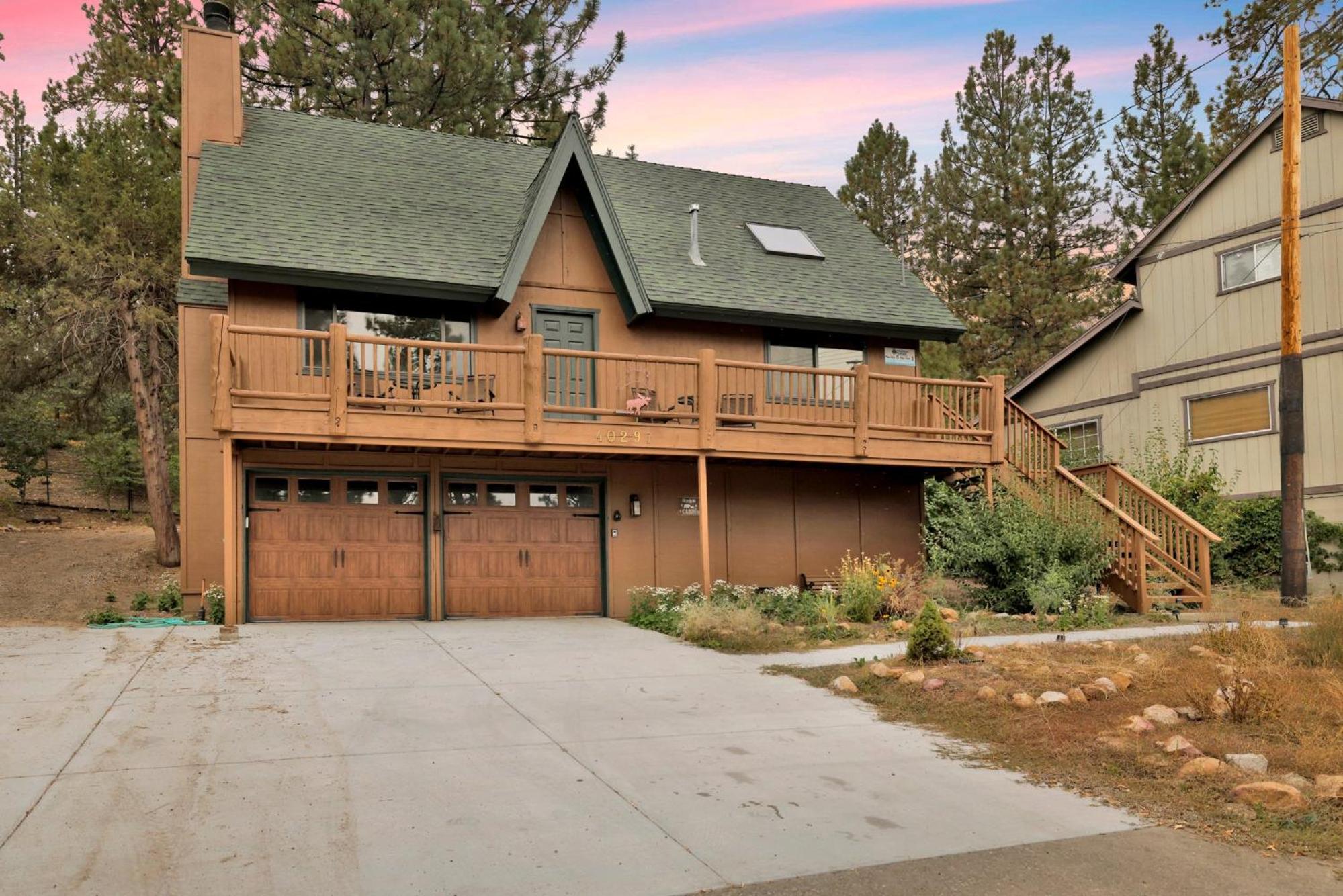 Lakeview Pines Log Cabin #2585