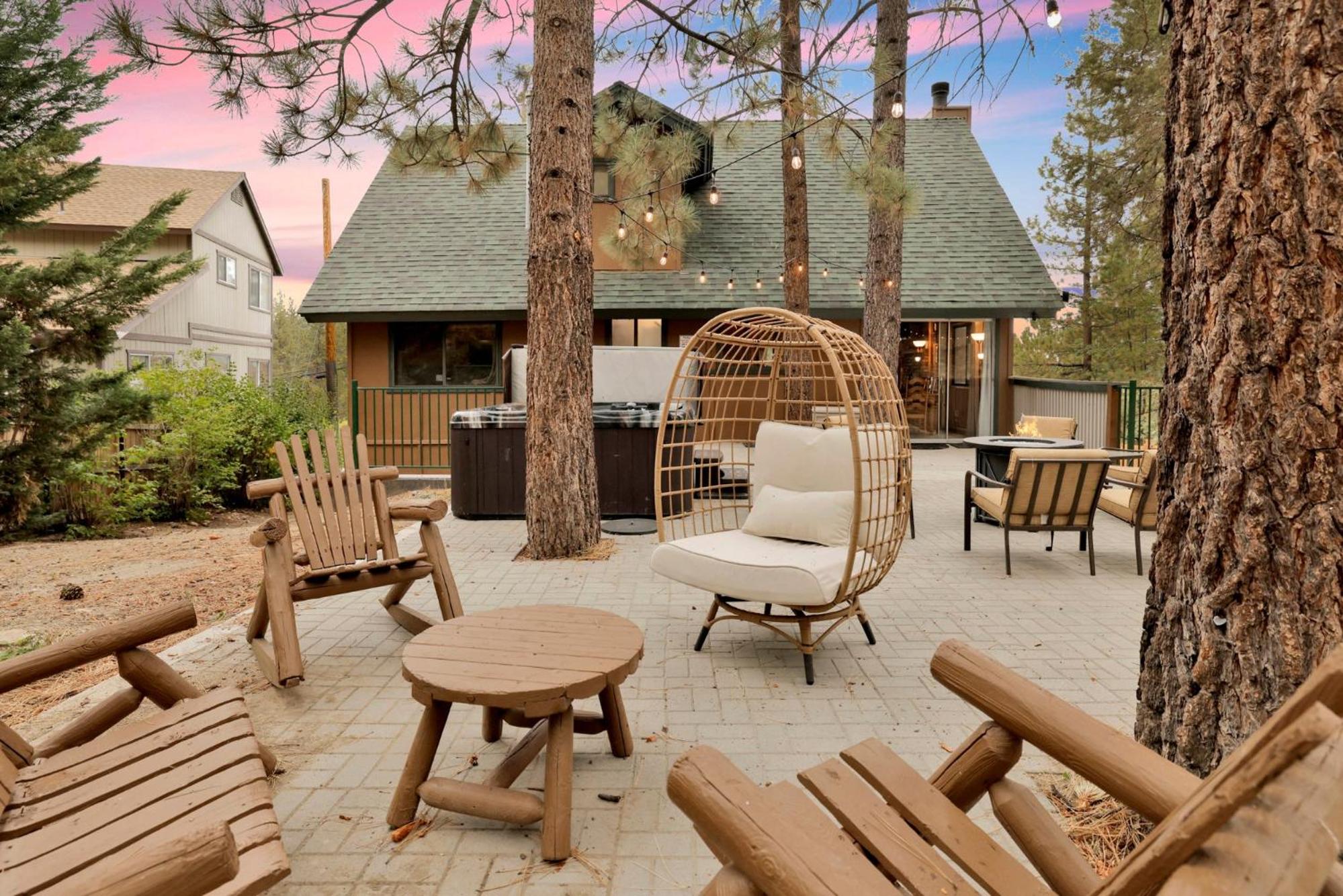 Lakeview Pines Log Cabin #2585