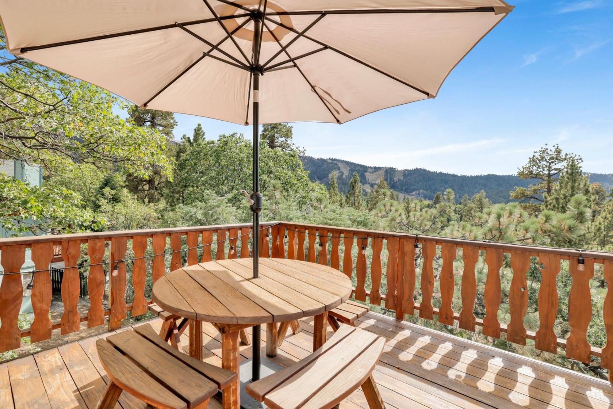 Moonridge Treehouse #2570