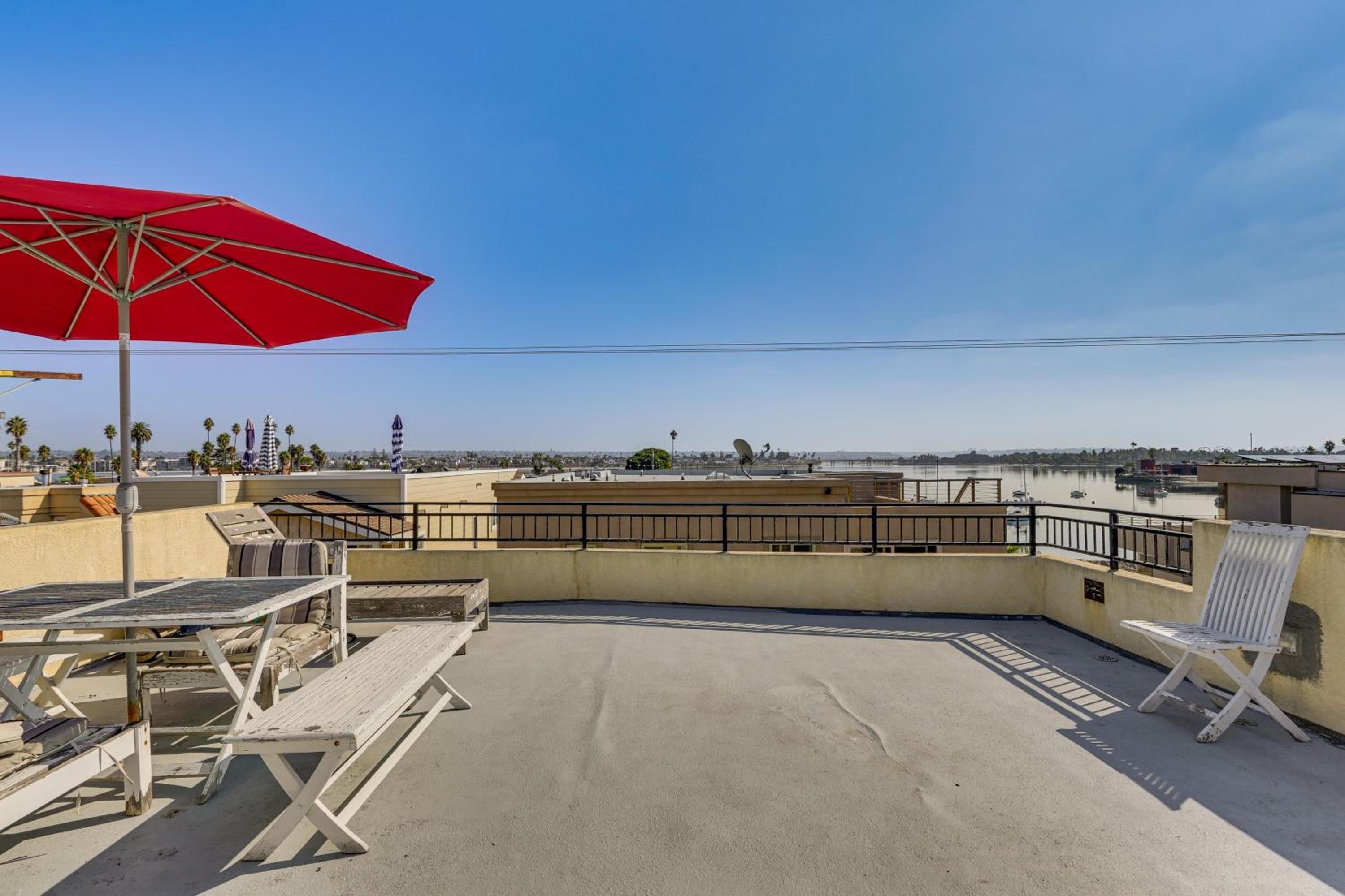 Walk to Mission Beach! Gem with Bay and City Views