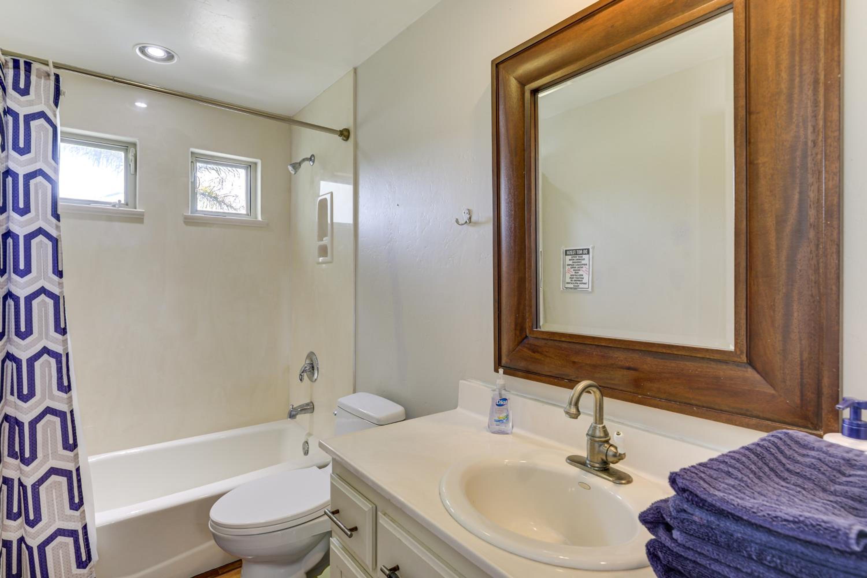 Walk to Mission Beach! Gem with Bay and City Views