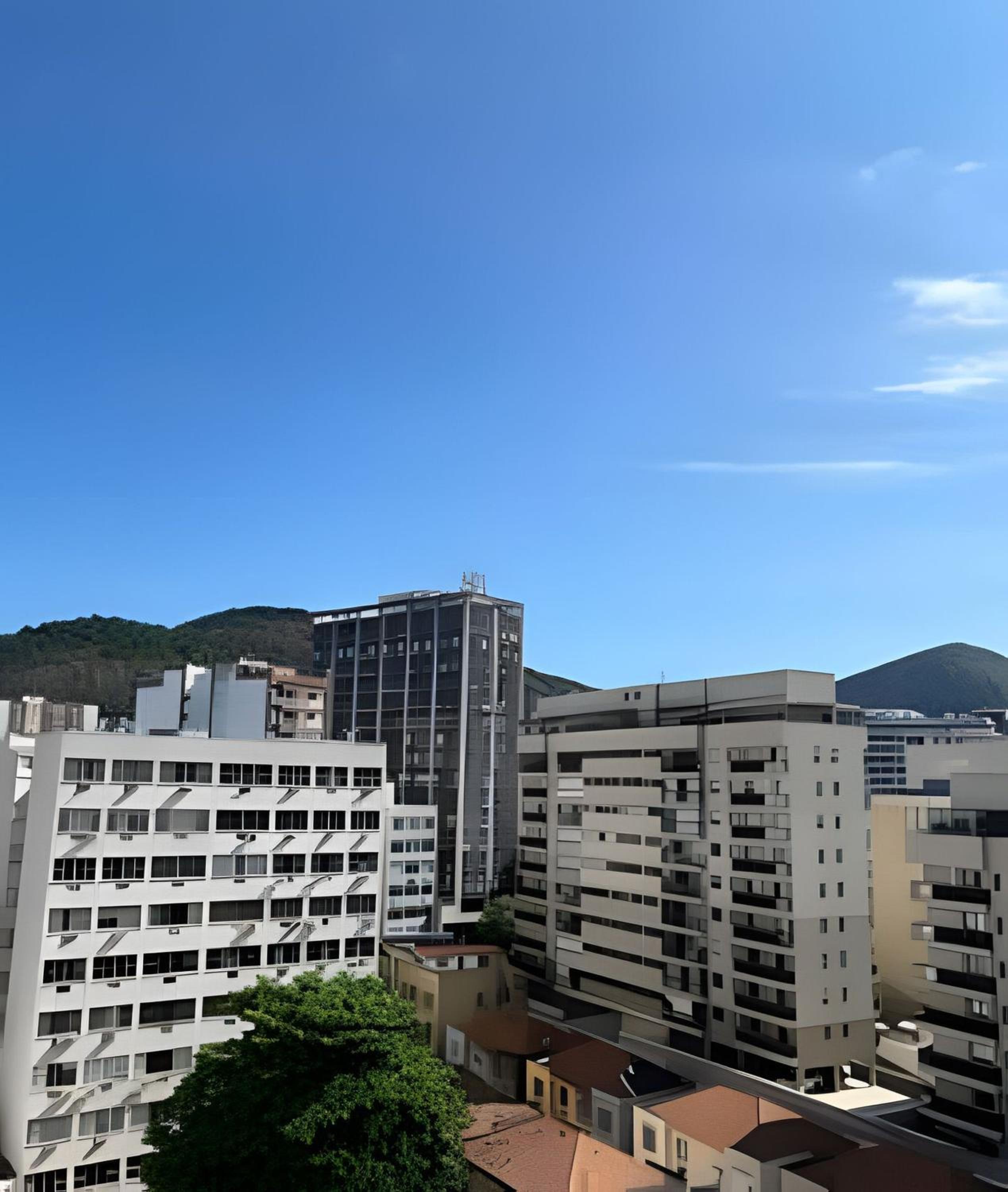 STUDIO - PRAIA de BOTAFOGO - 400m do Metrô Botafogo - Excelente Localização - Wi Fi - Bares, Restaurantes e 2 Grandes Shoppings - Portaria 24h - TV Claro e