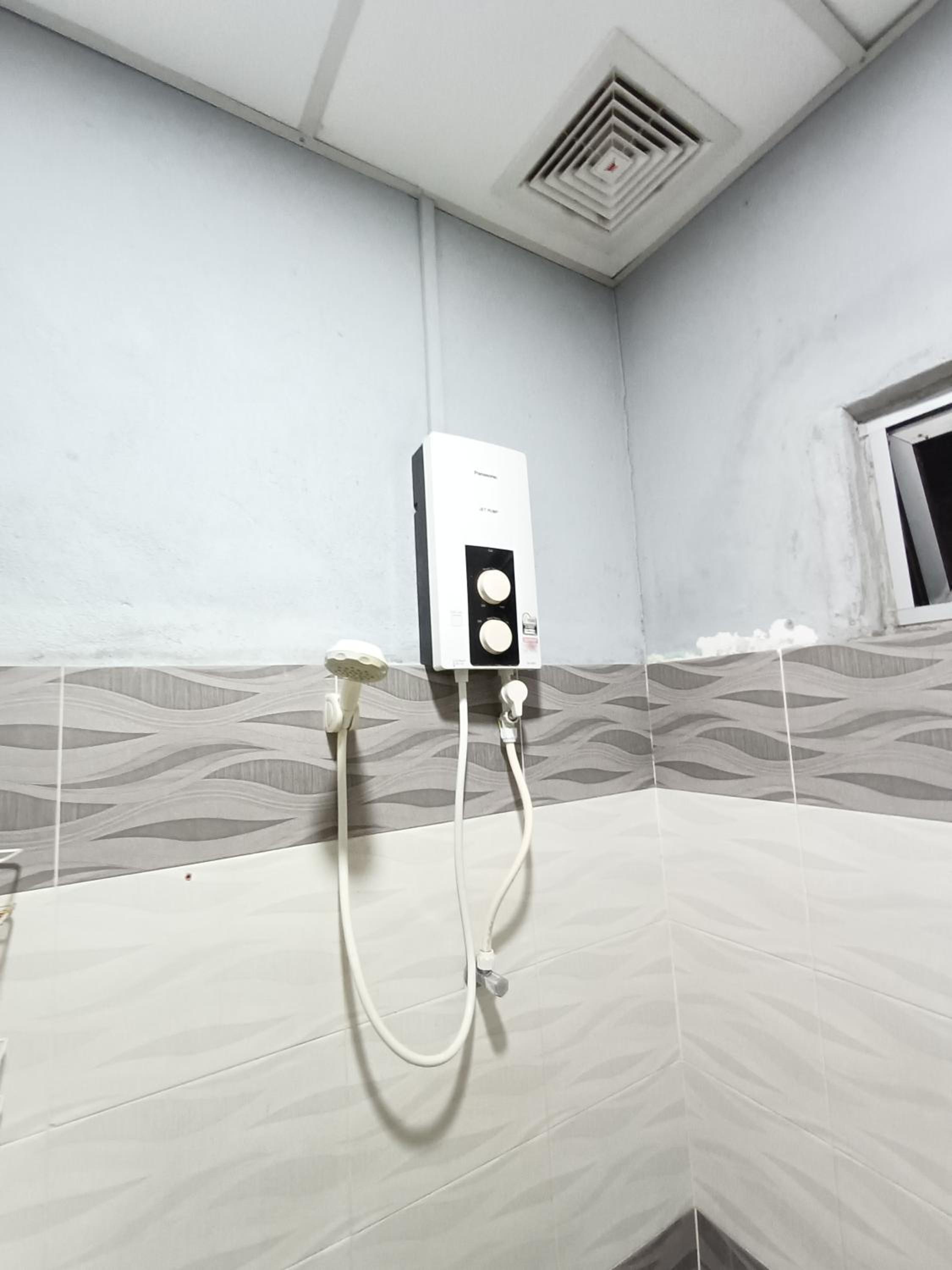 Hotel Bajet DNOOR Kota Bharu