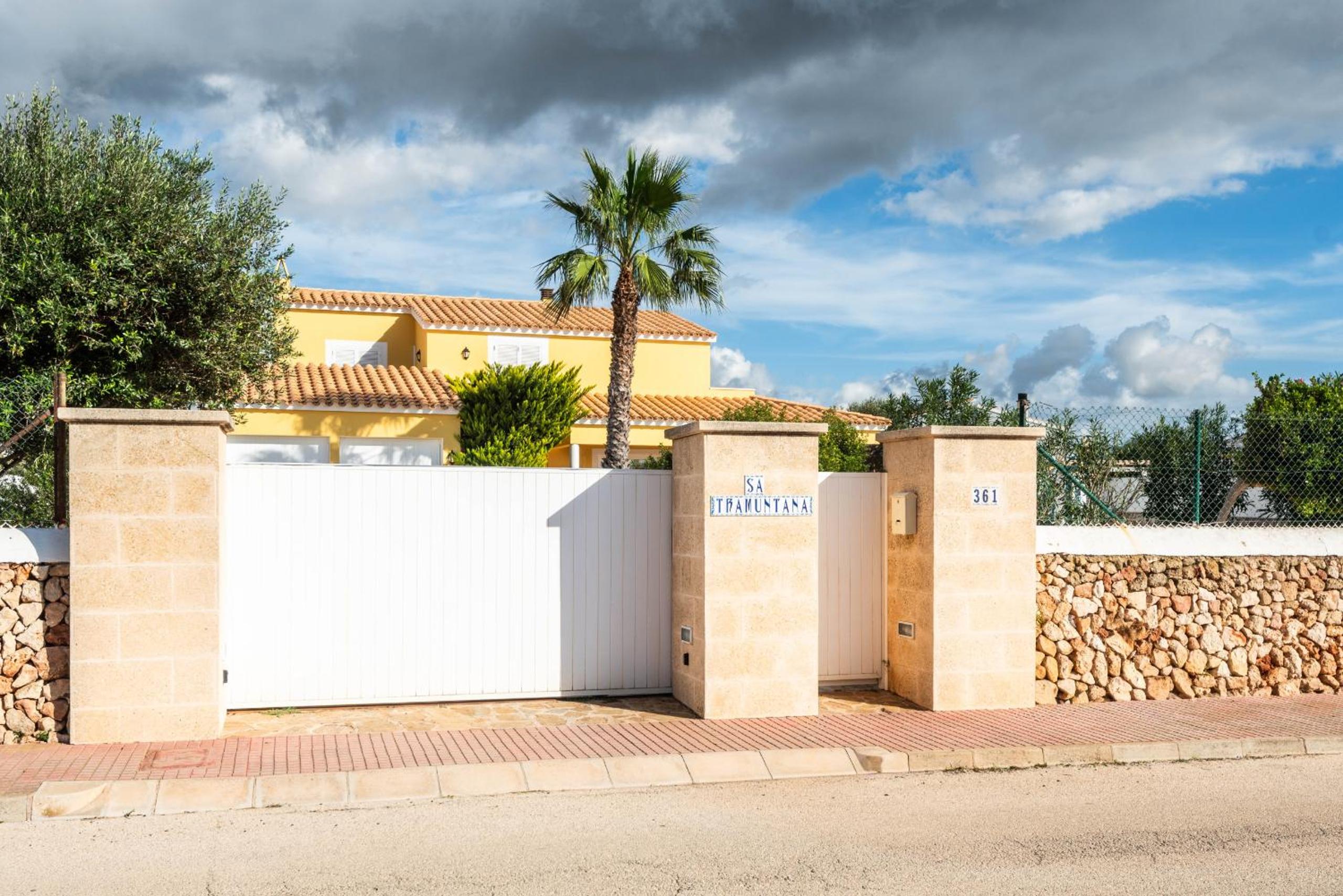 Menorca Villa Tramuntana by Mauter Villas