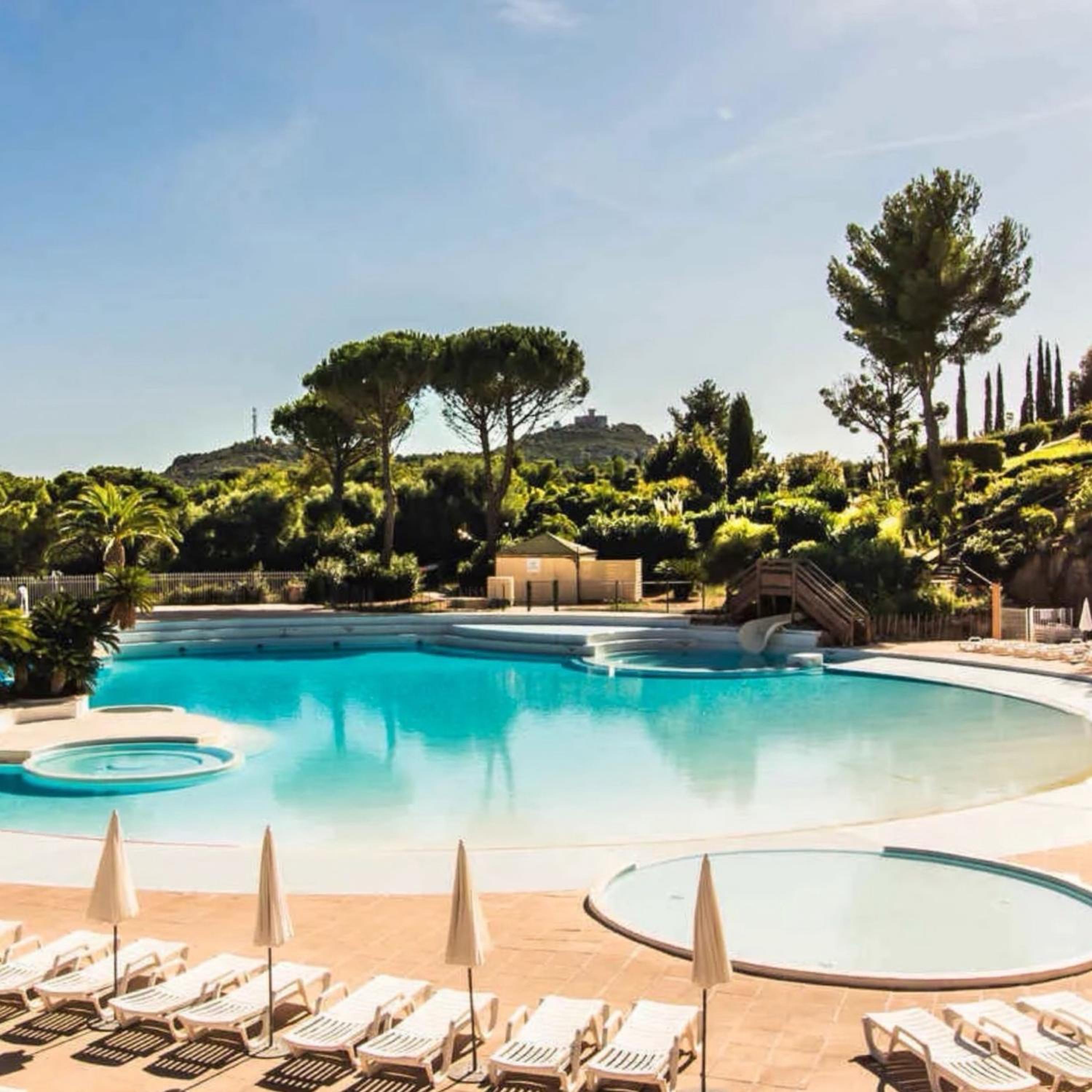 CAP ESTÉREL Famille - Multisports- Appartement 4 personnes en Rez de Jardin - vue Mer -Terrasse -Parking -