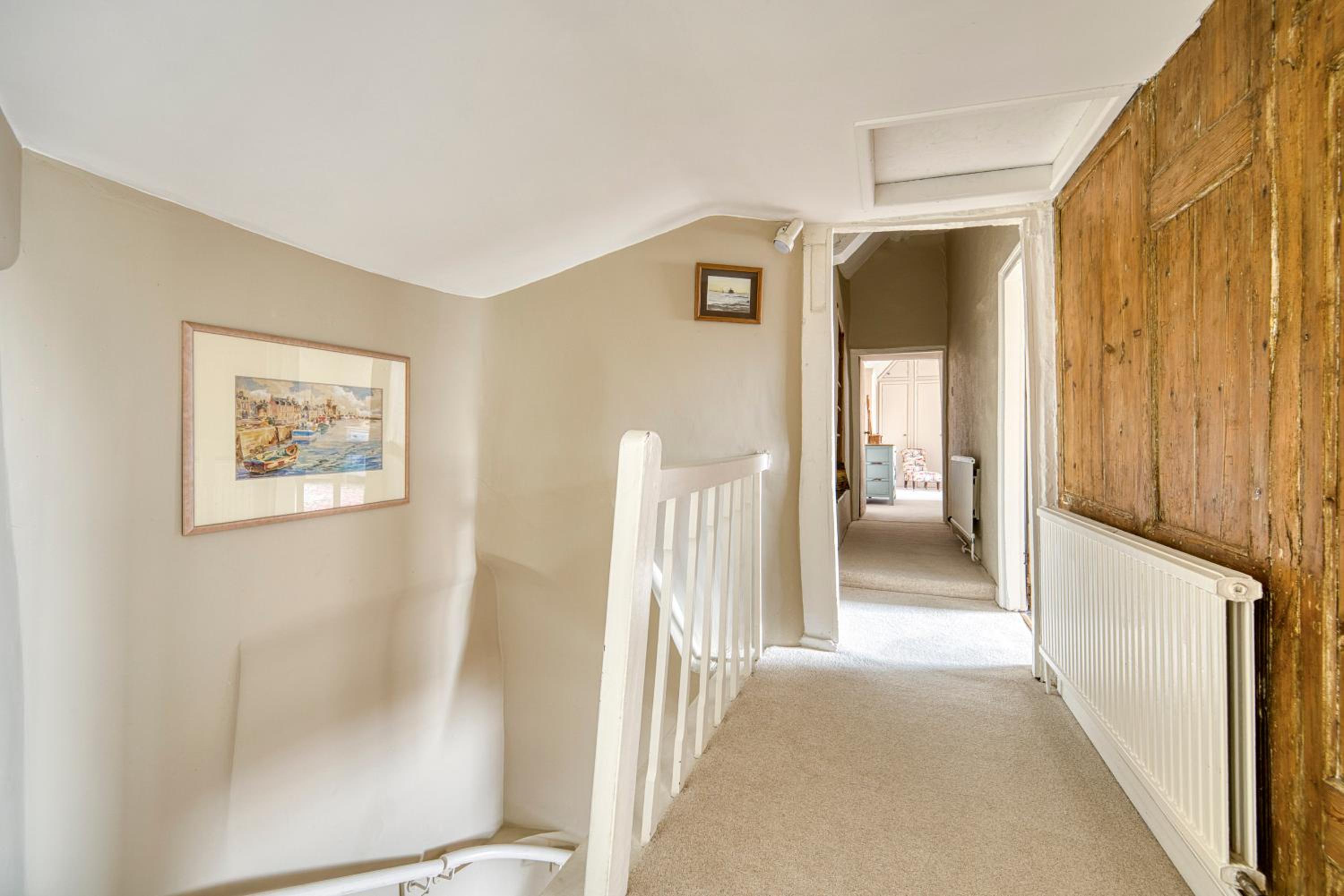 Old Bell House - Spacious Period Home in the Heart of Somerton