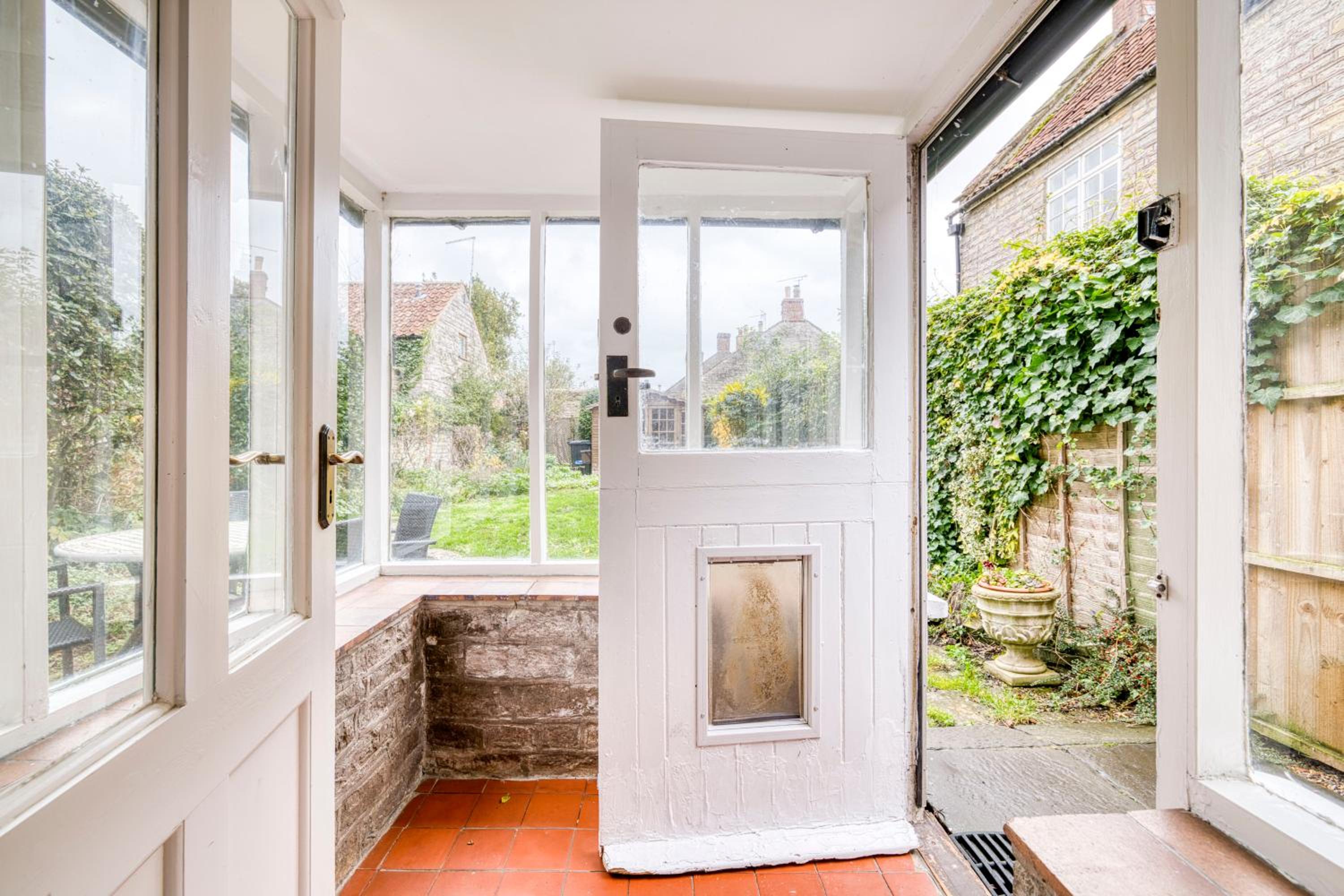 Old Bell House - Spacious Period Home in the Heart of Somerton