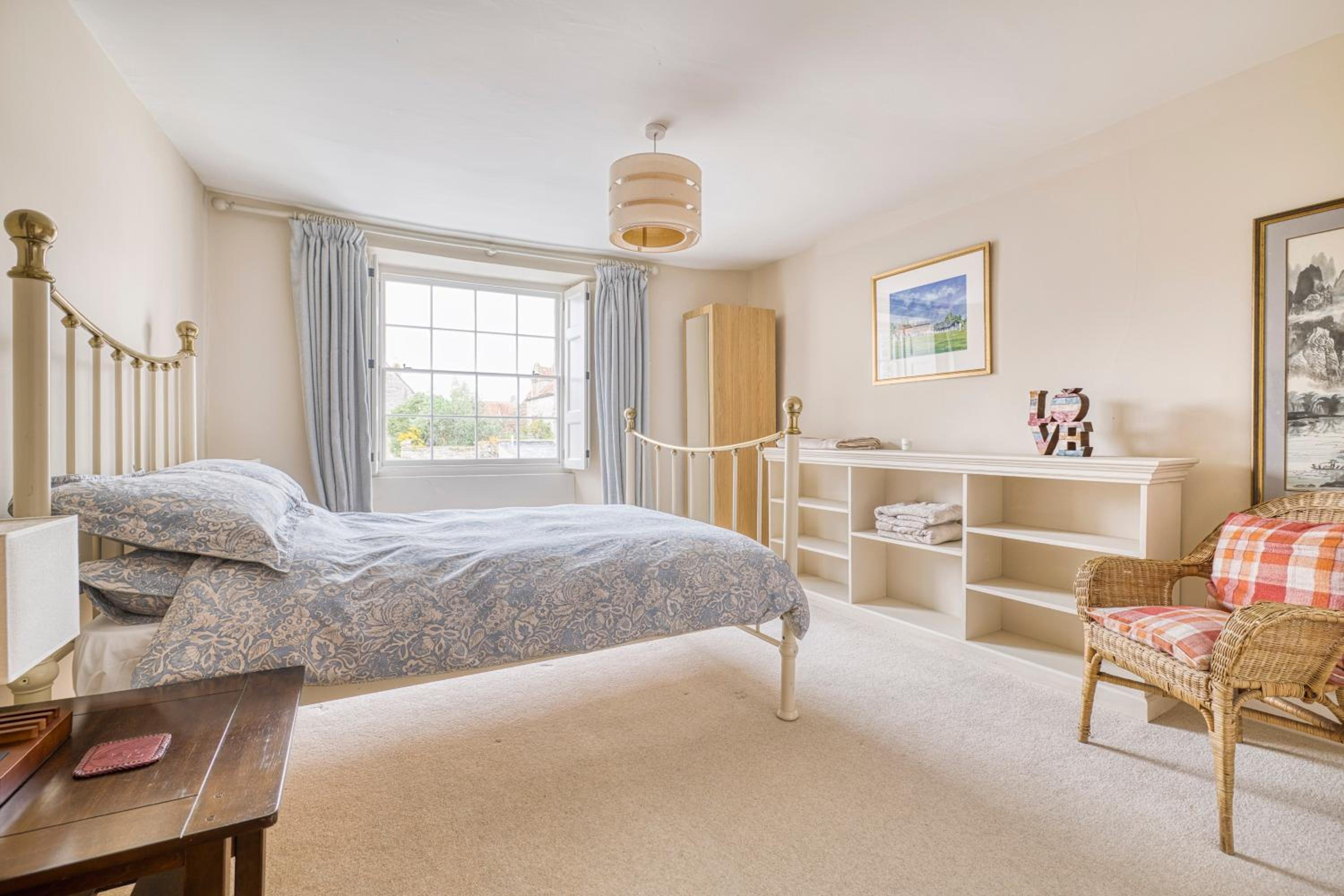 Old Bell House - Spacious Period Home in the Heart of Somerton