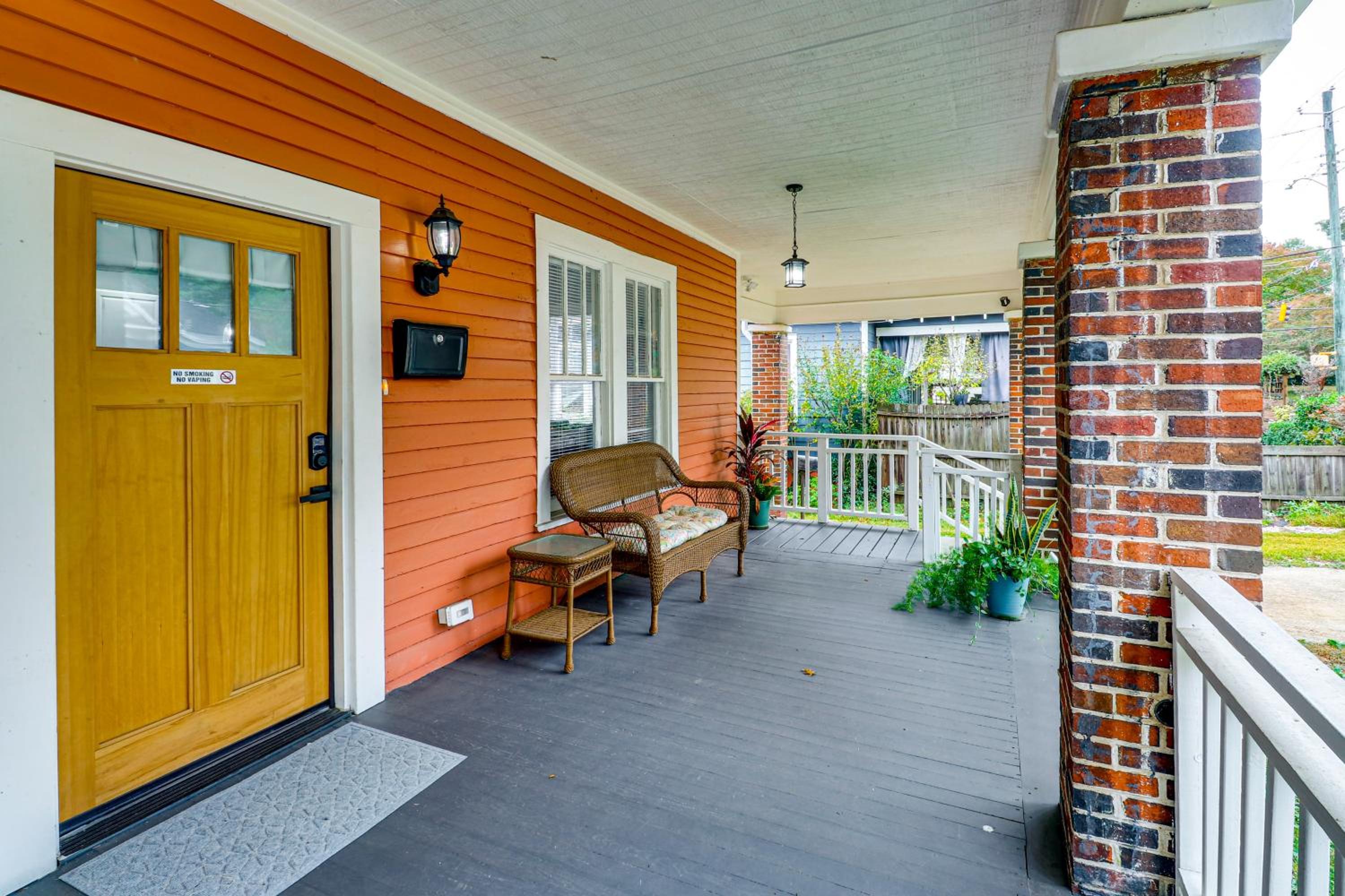 2 Mi to FIFA and Falcons Stadium Westside Townhome