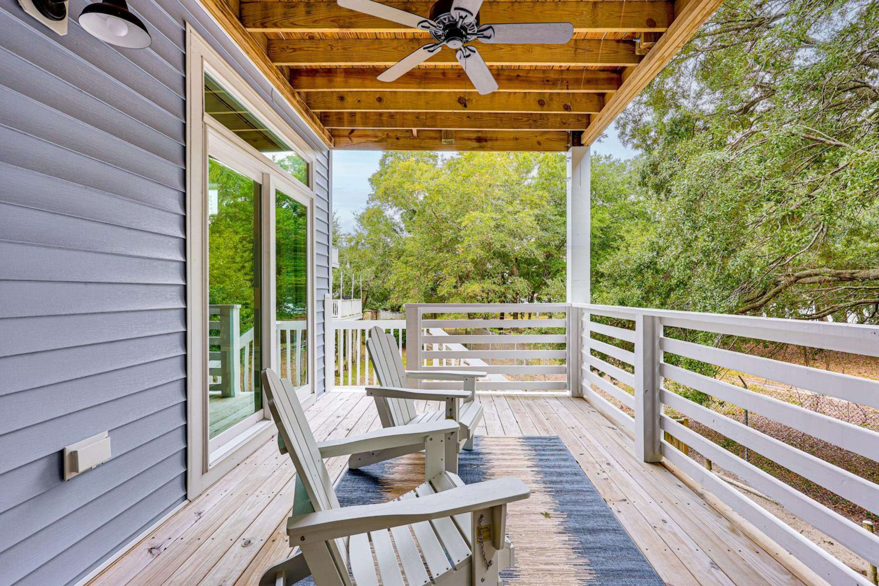 2 Mi to Boardwalk! Coastal Carolina Beach Hideaway
