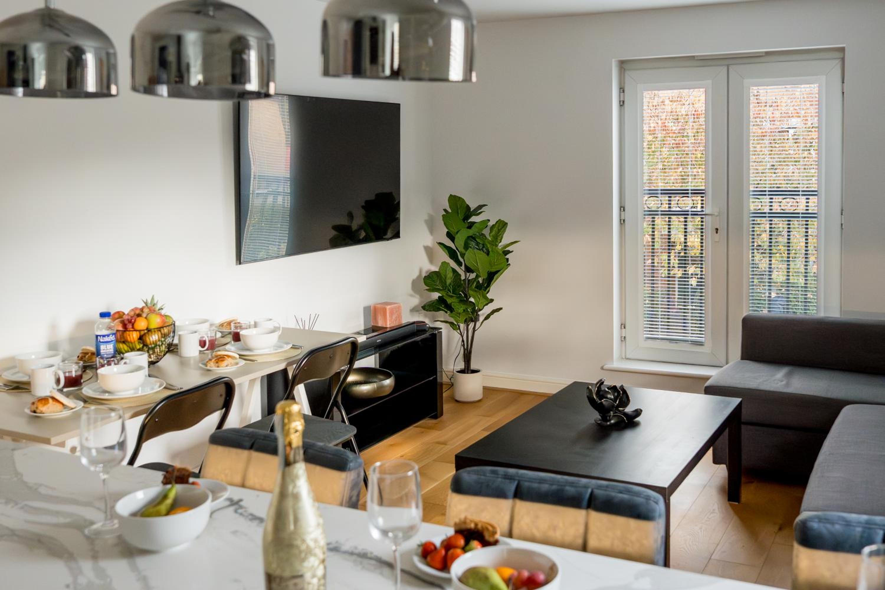 Platinum Apartments by Select SA