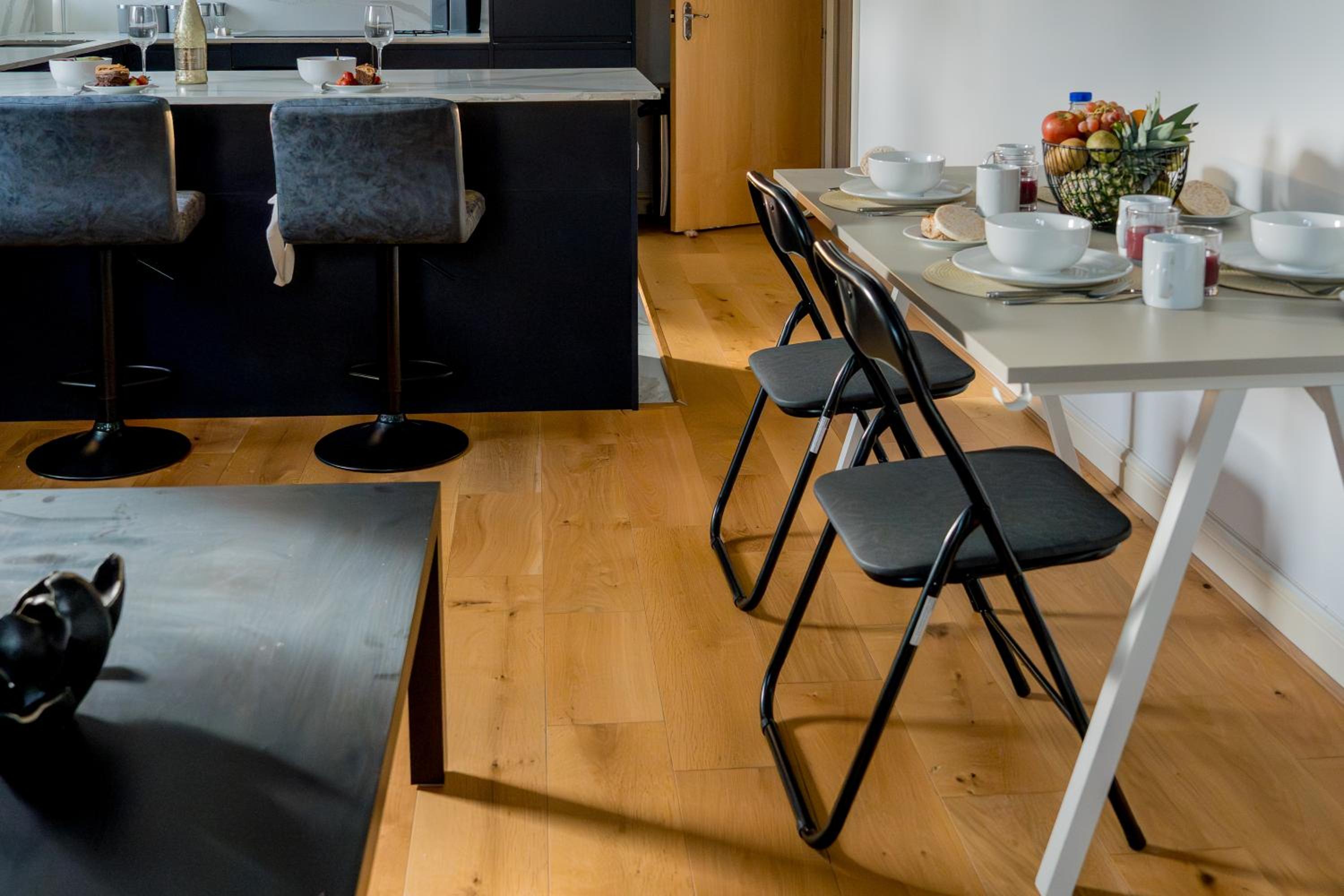 Platinum Apartments by Select SA