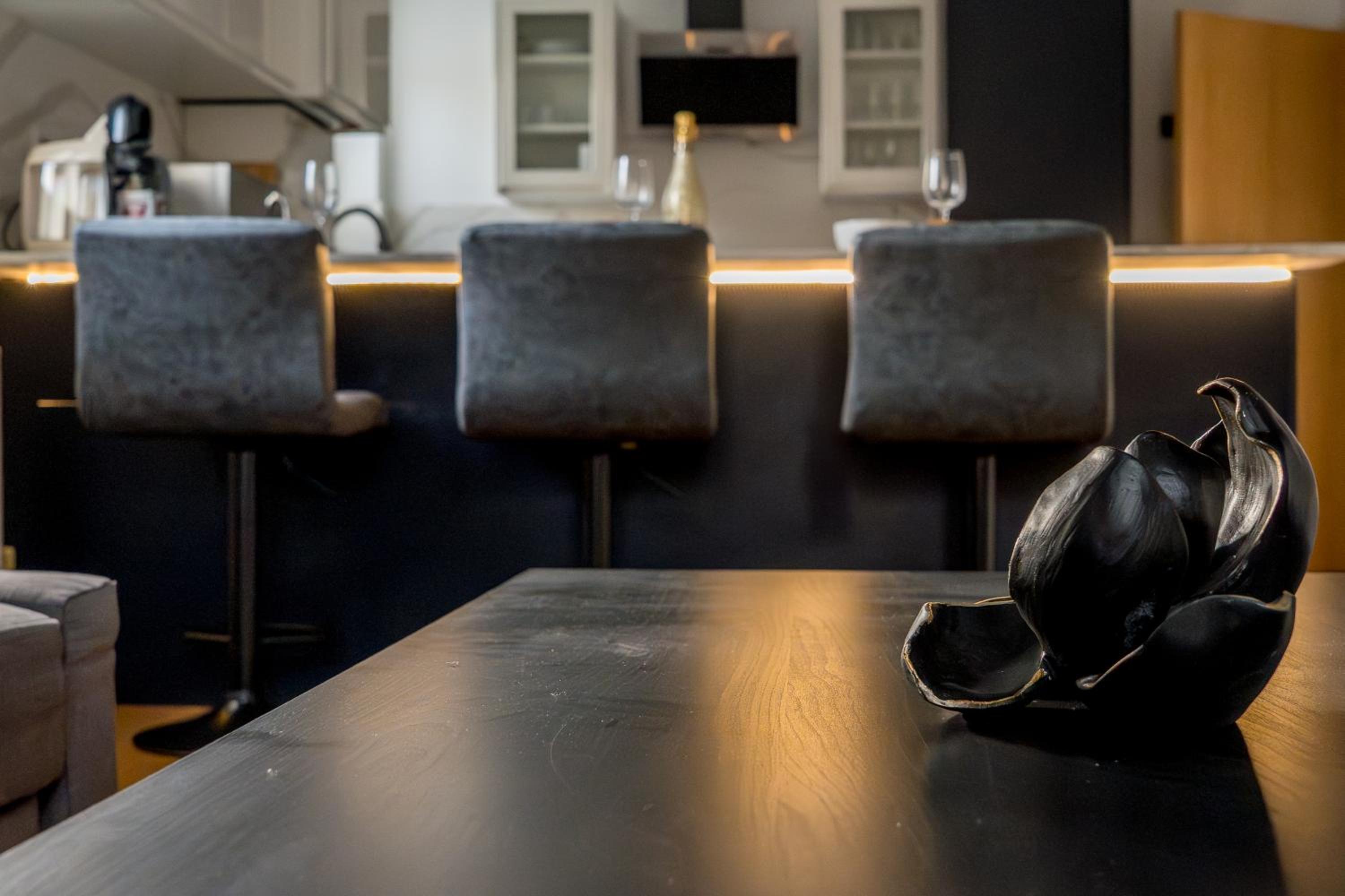 Platinum Apartments by Select SA