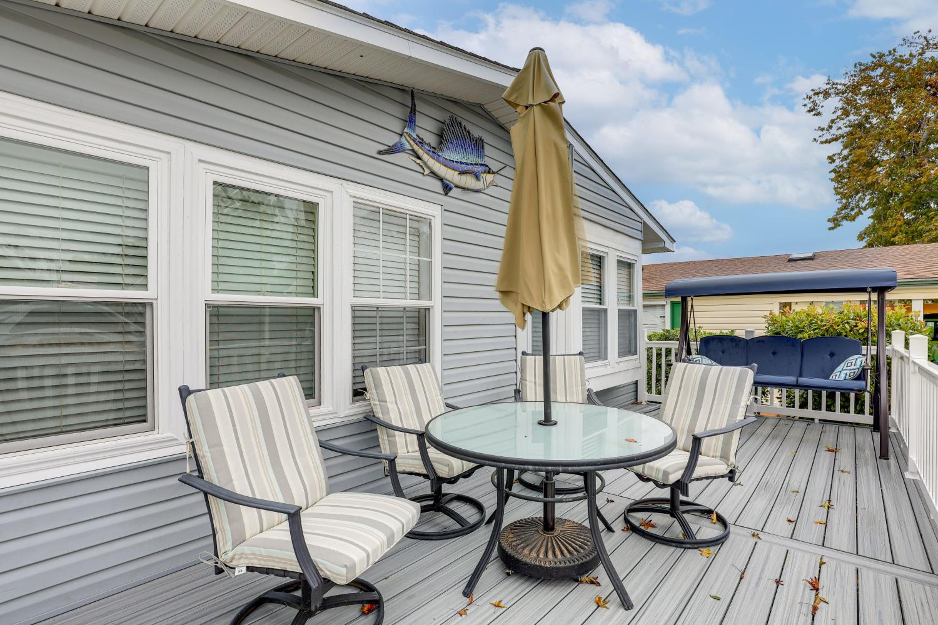 Walk to Shore! Surfside Beach Gem with Game Courts