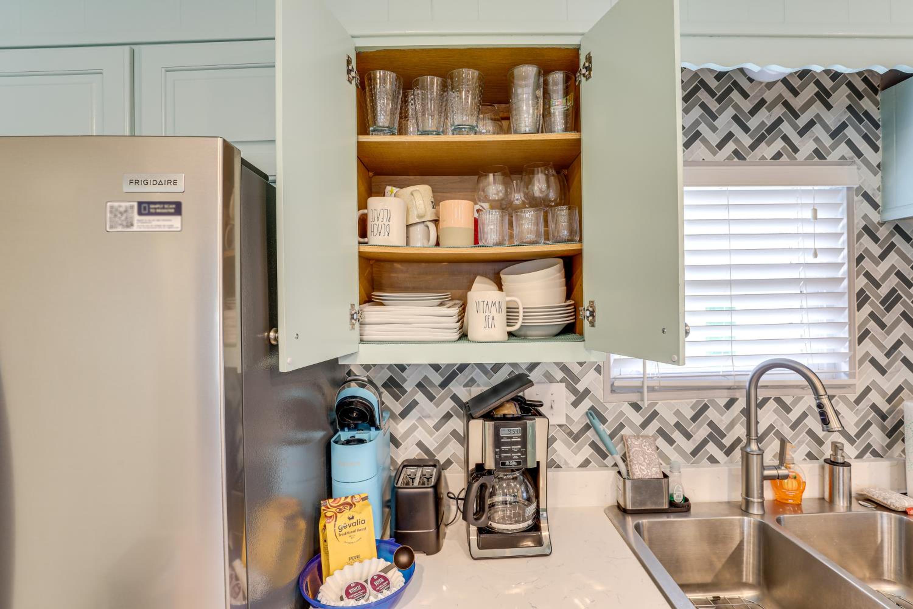 Walk to Shore! Surfside Beach Gem with Game Courts