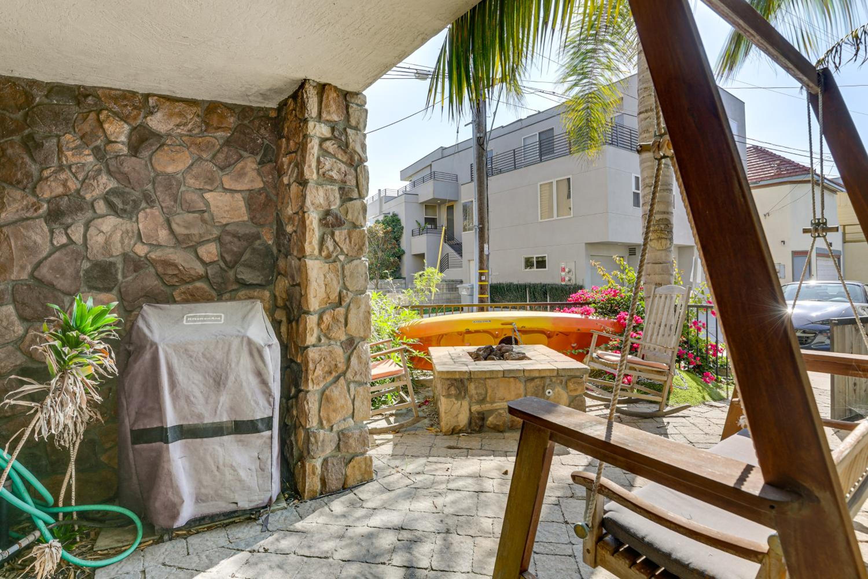 Walk to Mission Beach! Gem with Bay and City Views