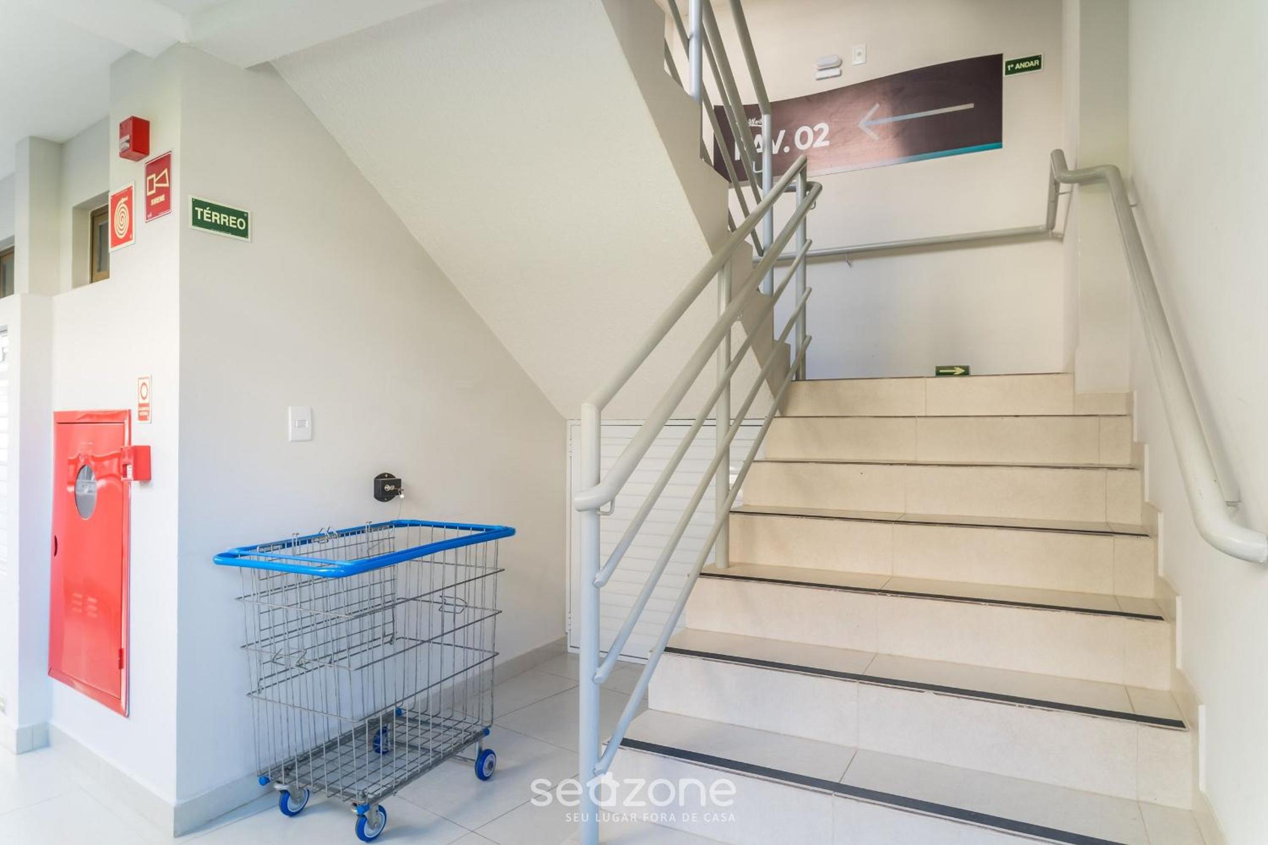 Your stay 2 min from the beach in a building with a pool in the best location in Cabedelo-PB | PTAs