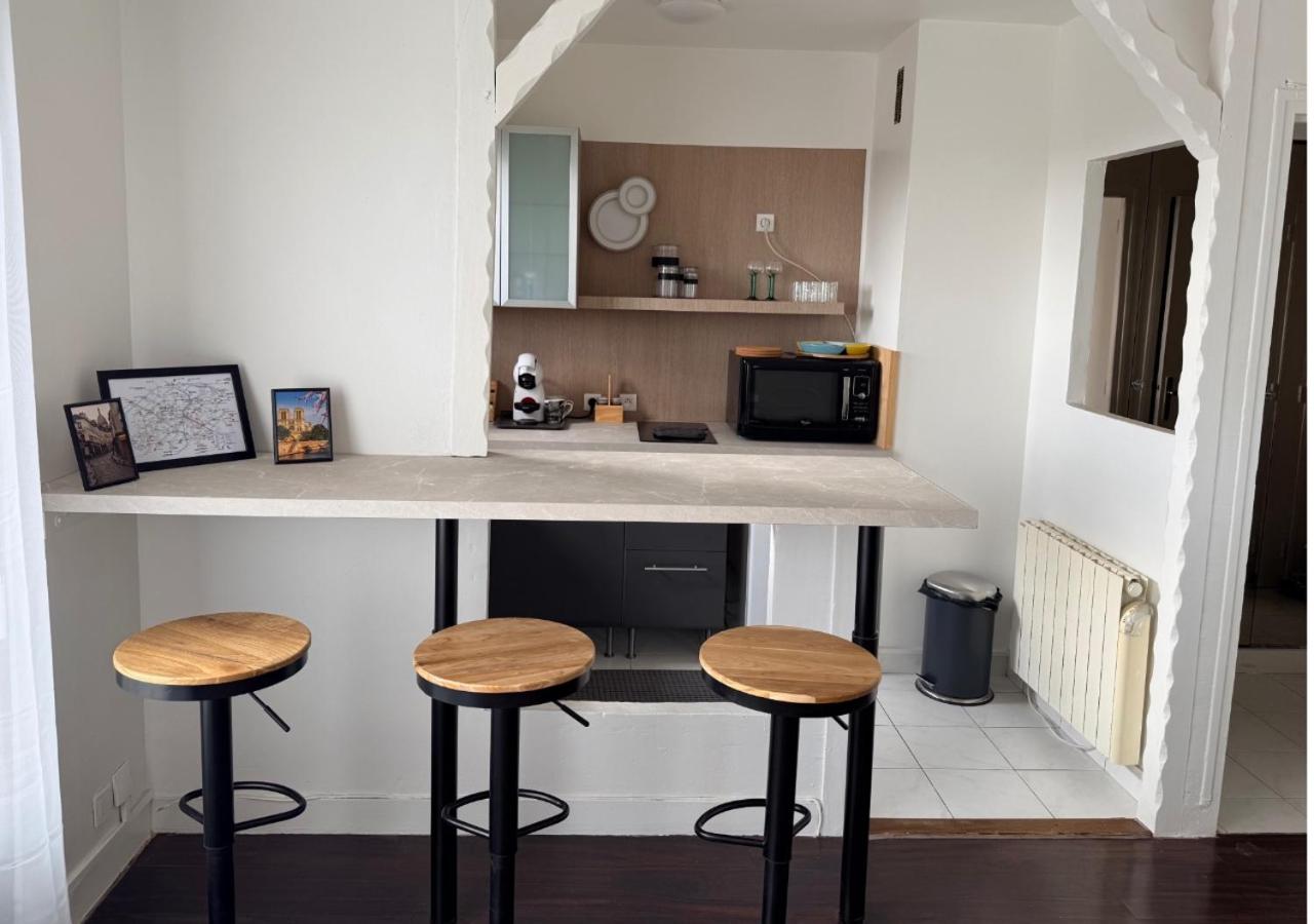 Studio aux portes d'Orly et Paris