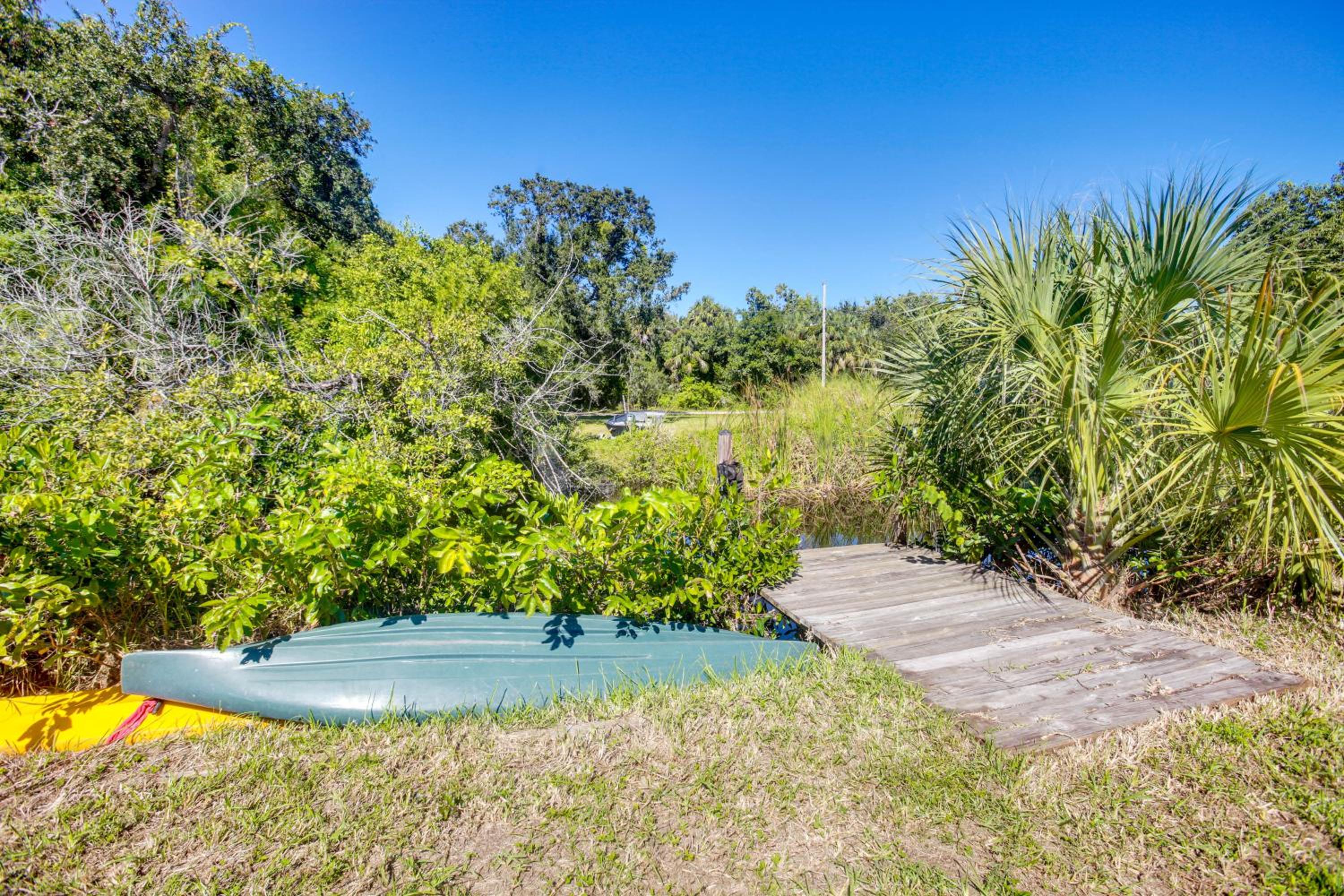 Dock and Canal Access! Home 2 Mi to Dtwn Fort Myers