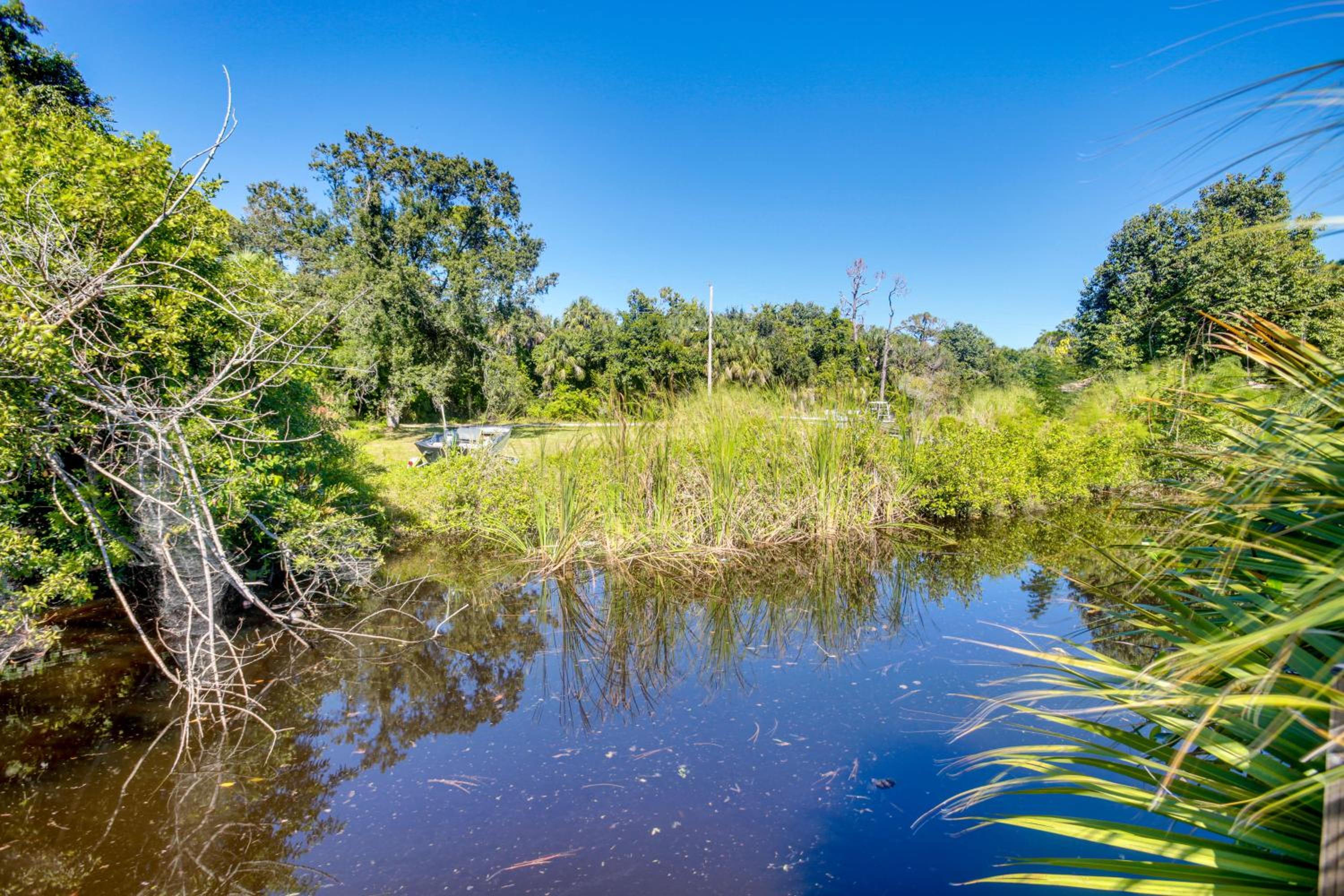 Dock and Canal Access! Home 2 Mi to Dtwn Fort Myers