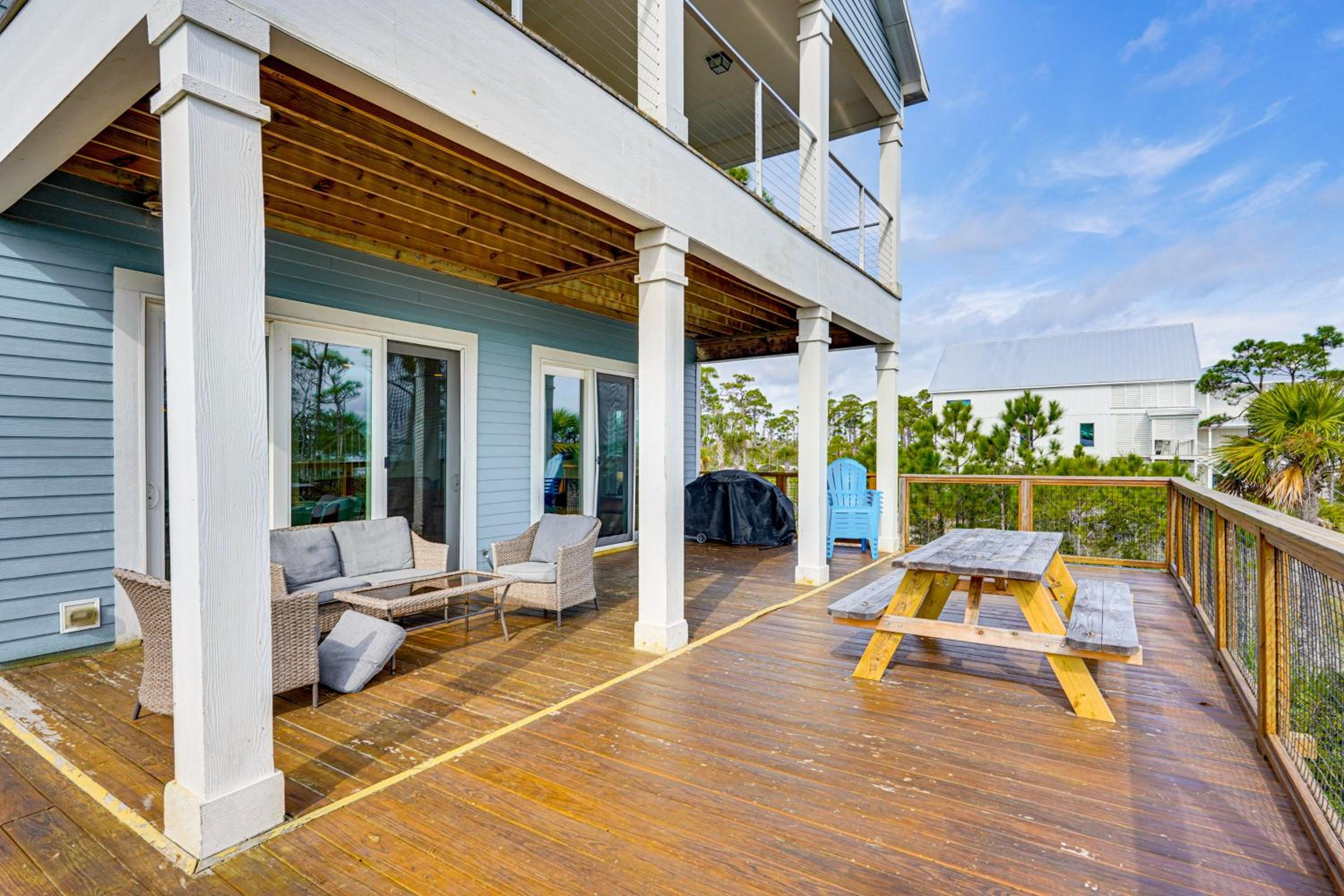 Walk to Beach! Getaway with Dock on St Joseph Bay