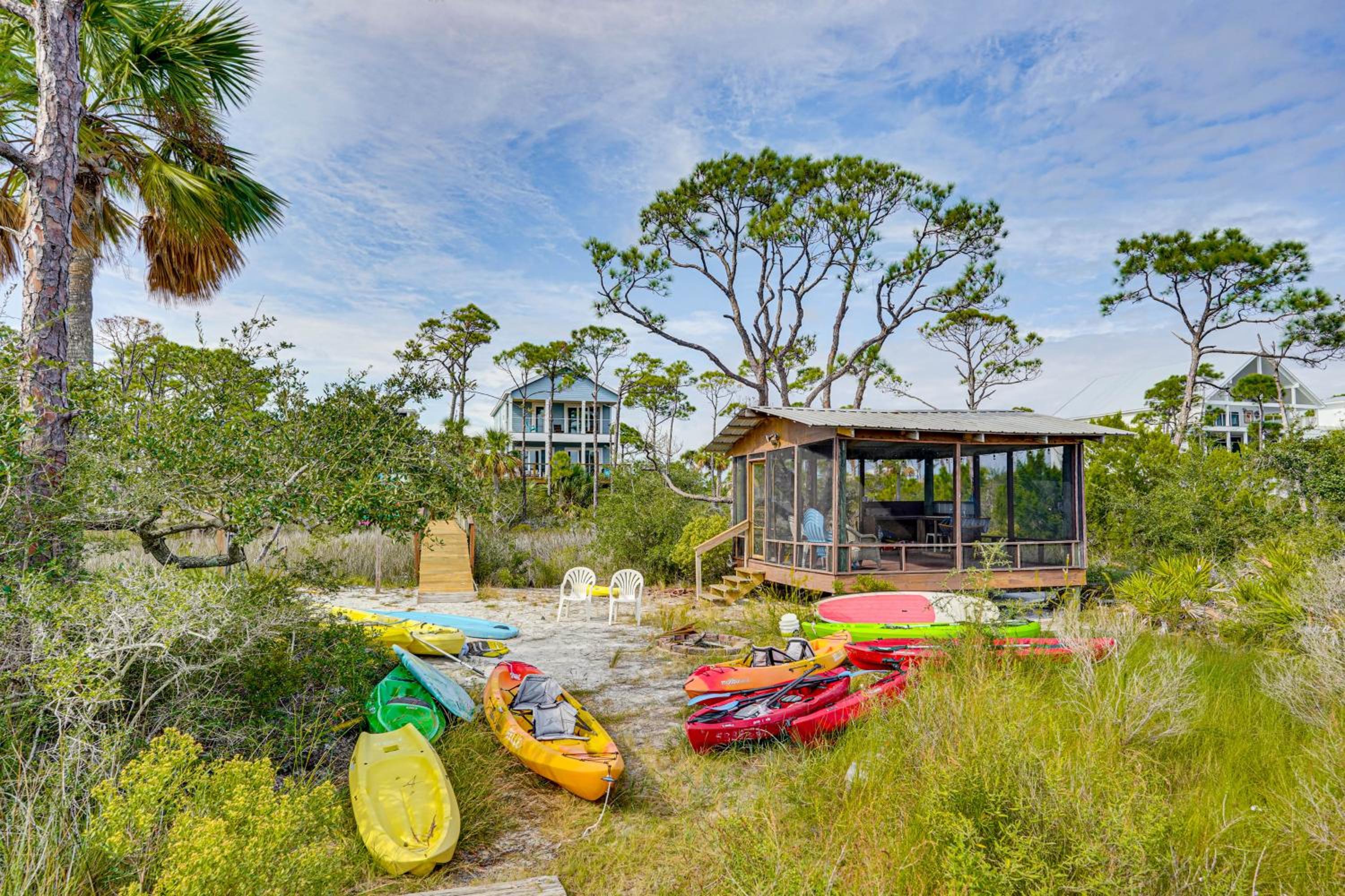 Walk to Beach! Getaway with Dock on St Joseph Bay