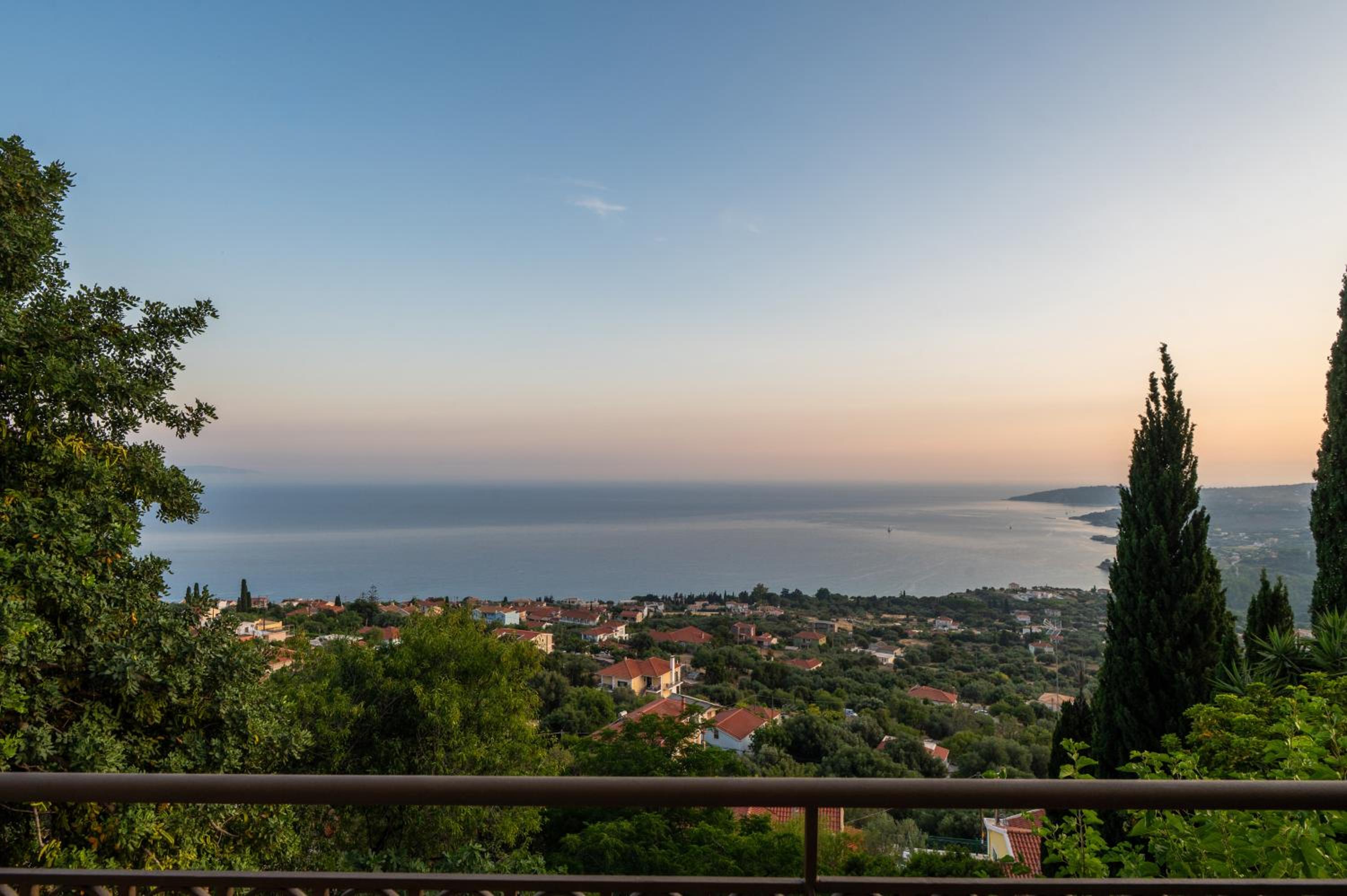 Trithea Villa