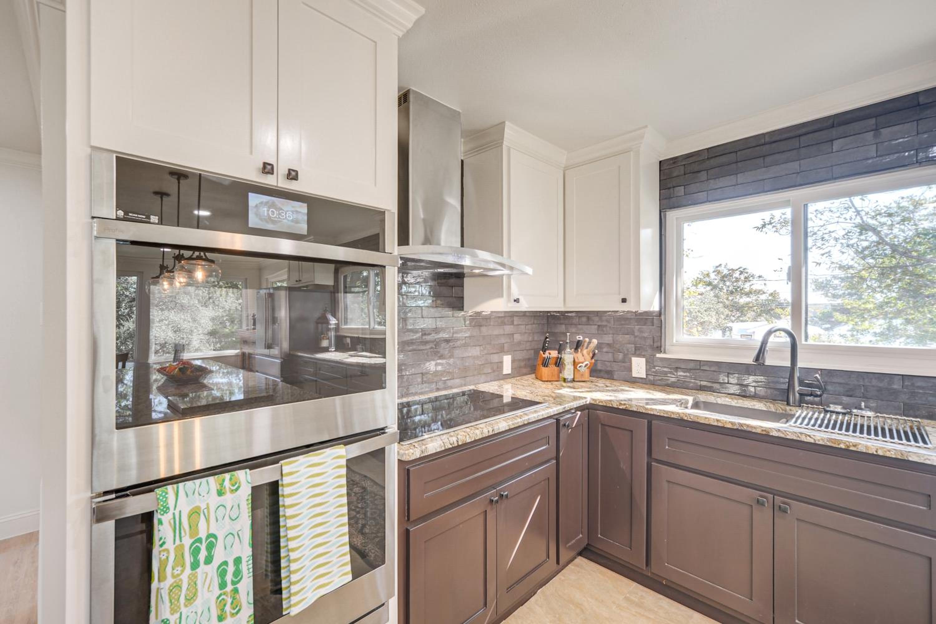 Panoramic Lake Views! Elegant Marble Falls Home