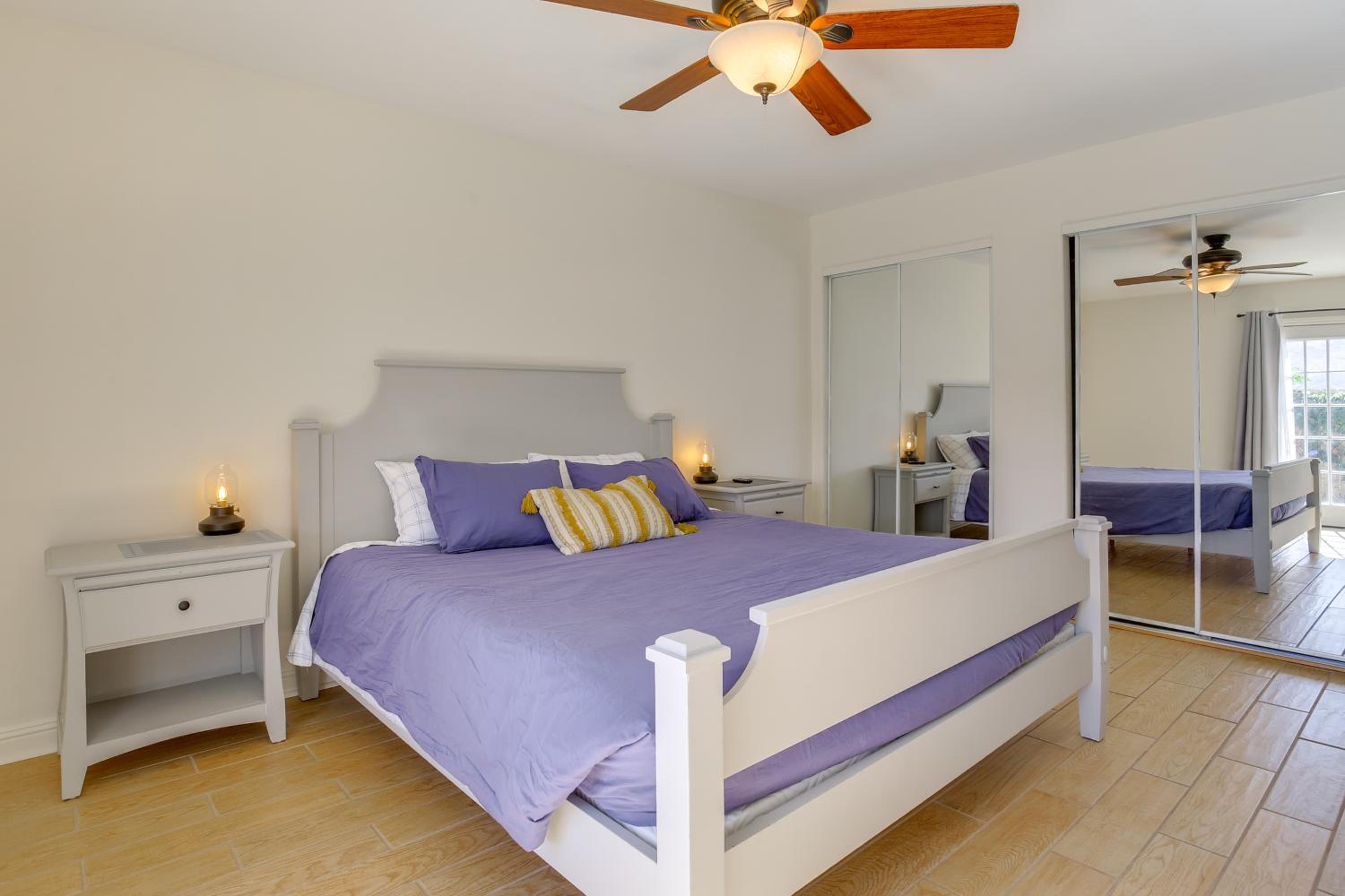 Family Home, 7 Mi to Joshua Tree National Park!