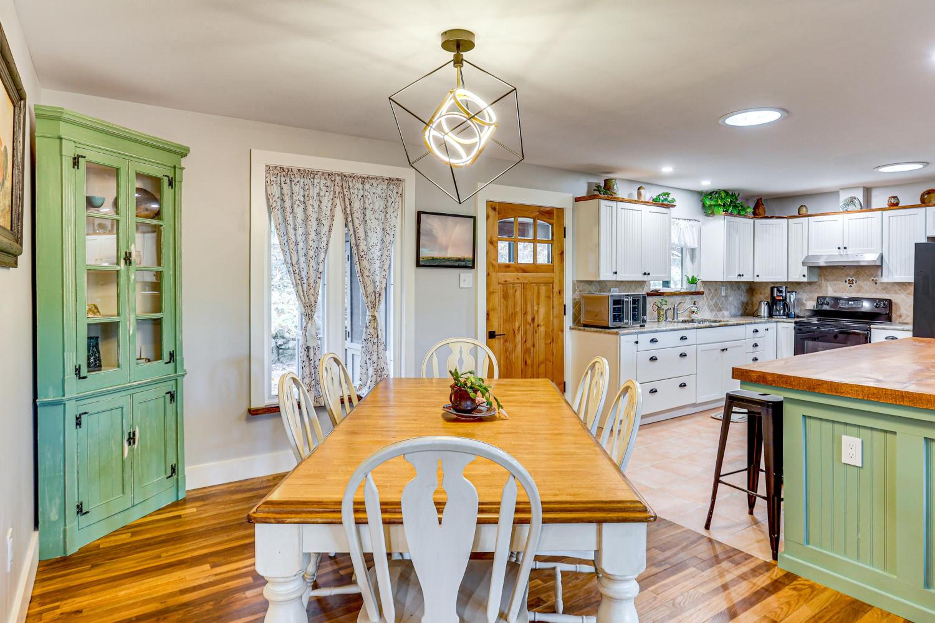 Serene Getaway with Trail Access in Chester Springs