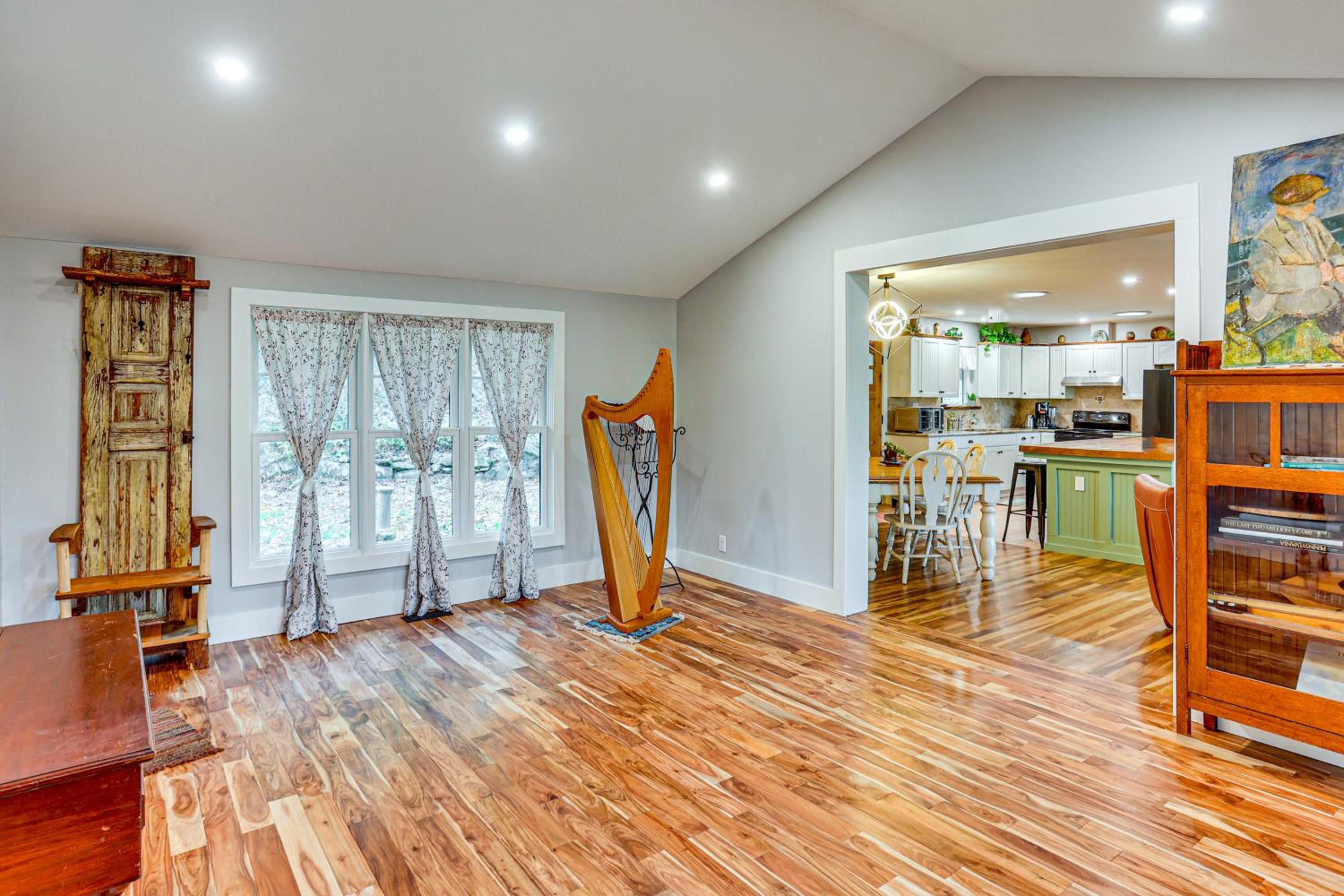 Serene Getaway with Trail Access in Chester Springs