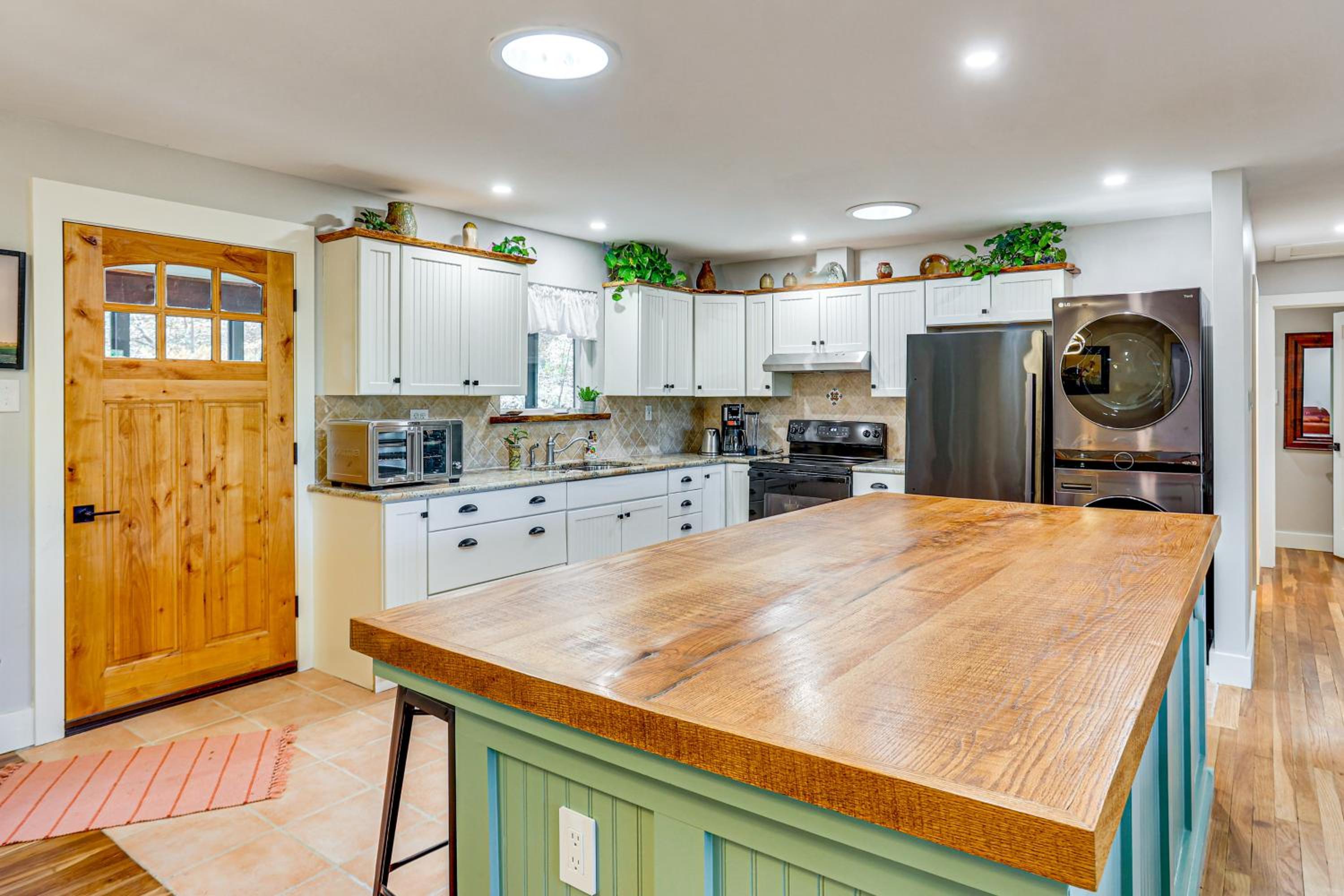 Serene Getaway with Trail Access in Chester Springs