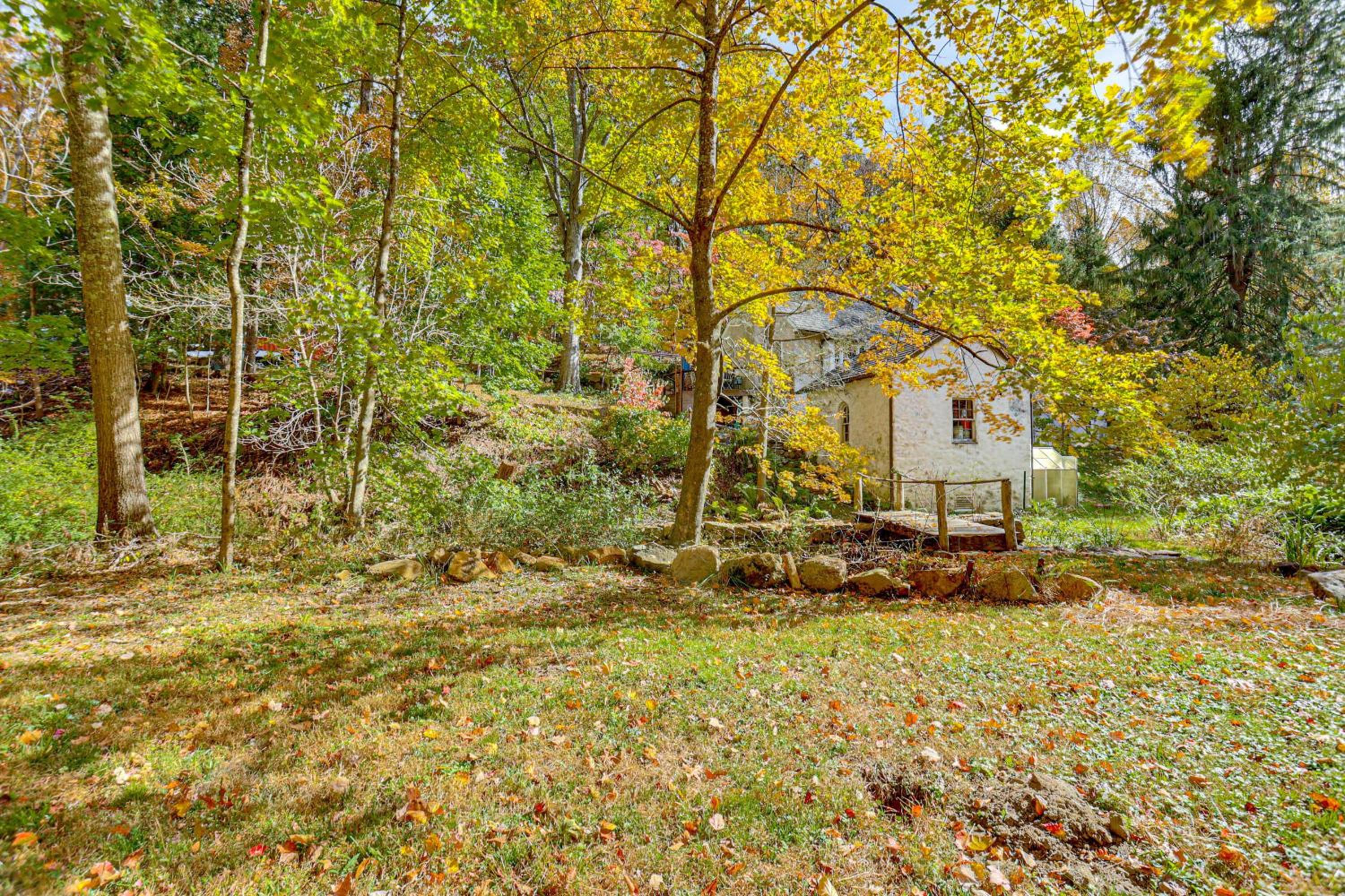 Serene Getaway with Trail Access in Chester Springs