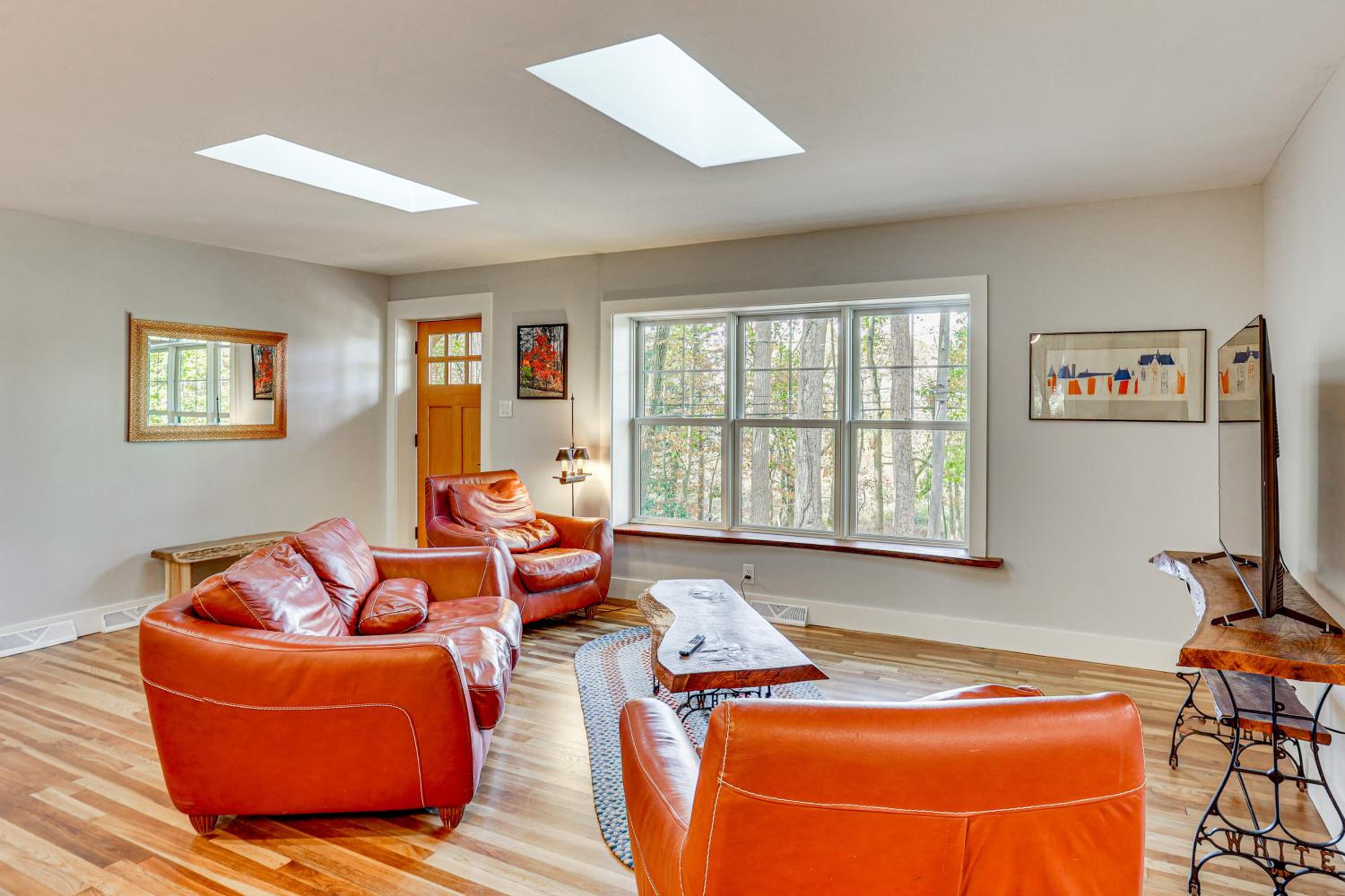 Serene Getaway with Trail Access in Chester Springs