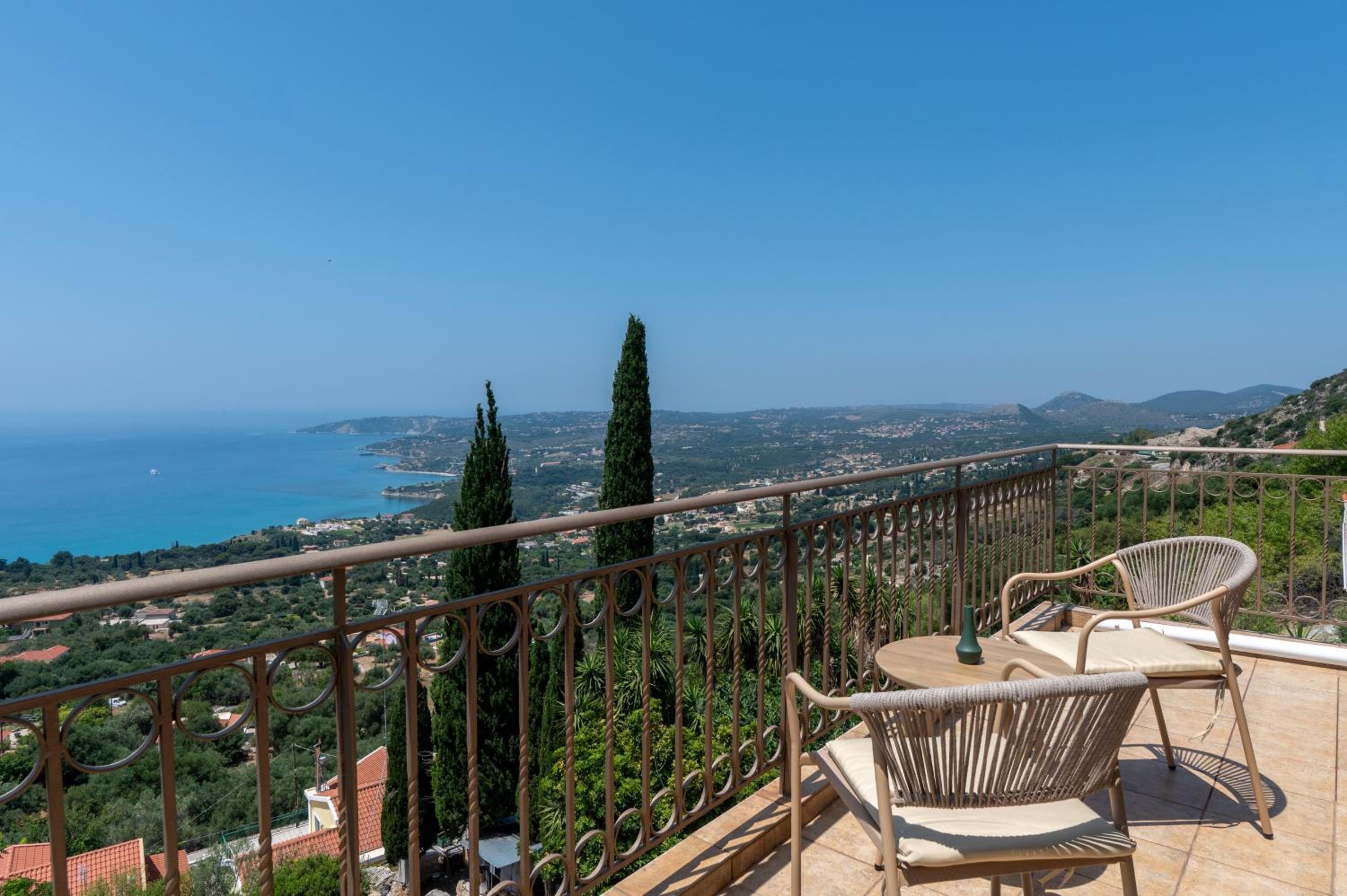 Trithea Villa