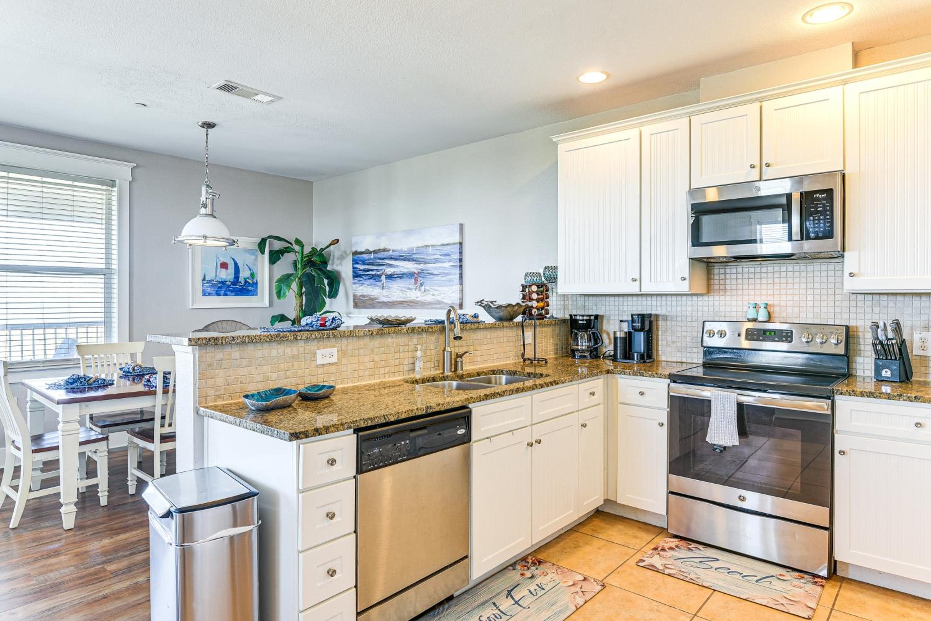 Private Beach Access Galveston Resort Condo!