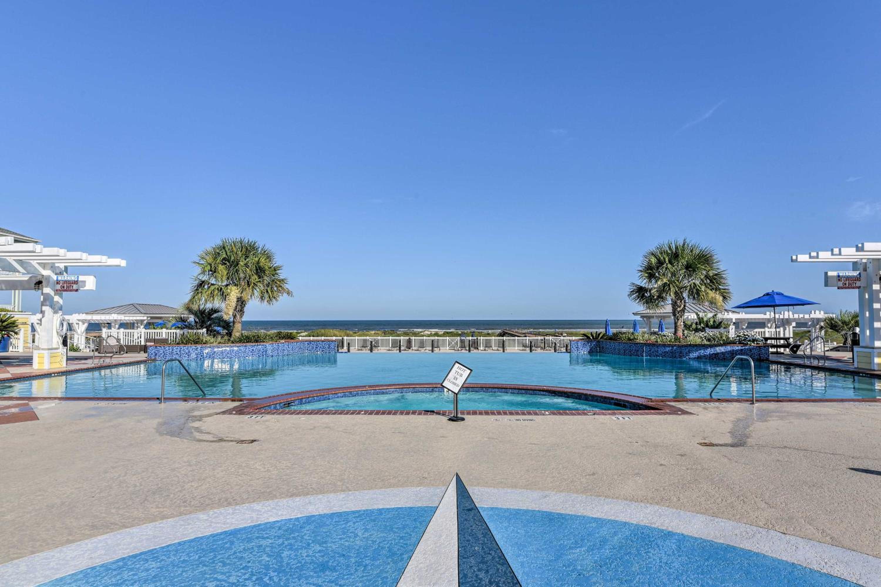 Private Beach Access Galveston Resort Condo!