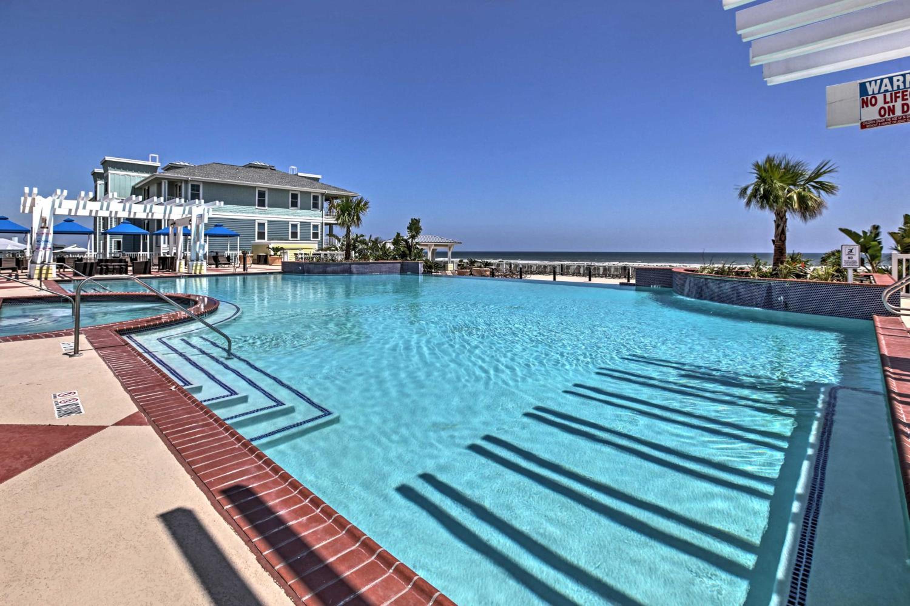 Private Beach Access Galveston Resort Condo!