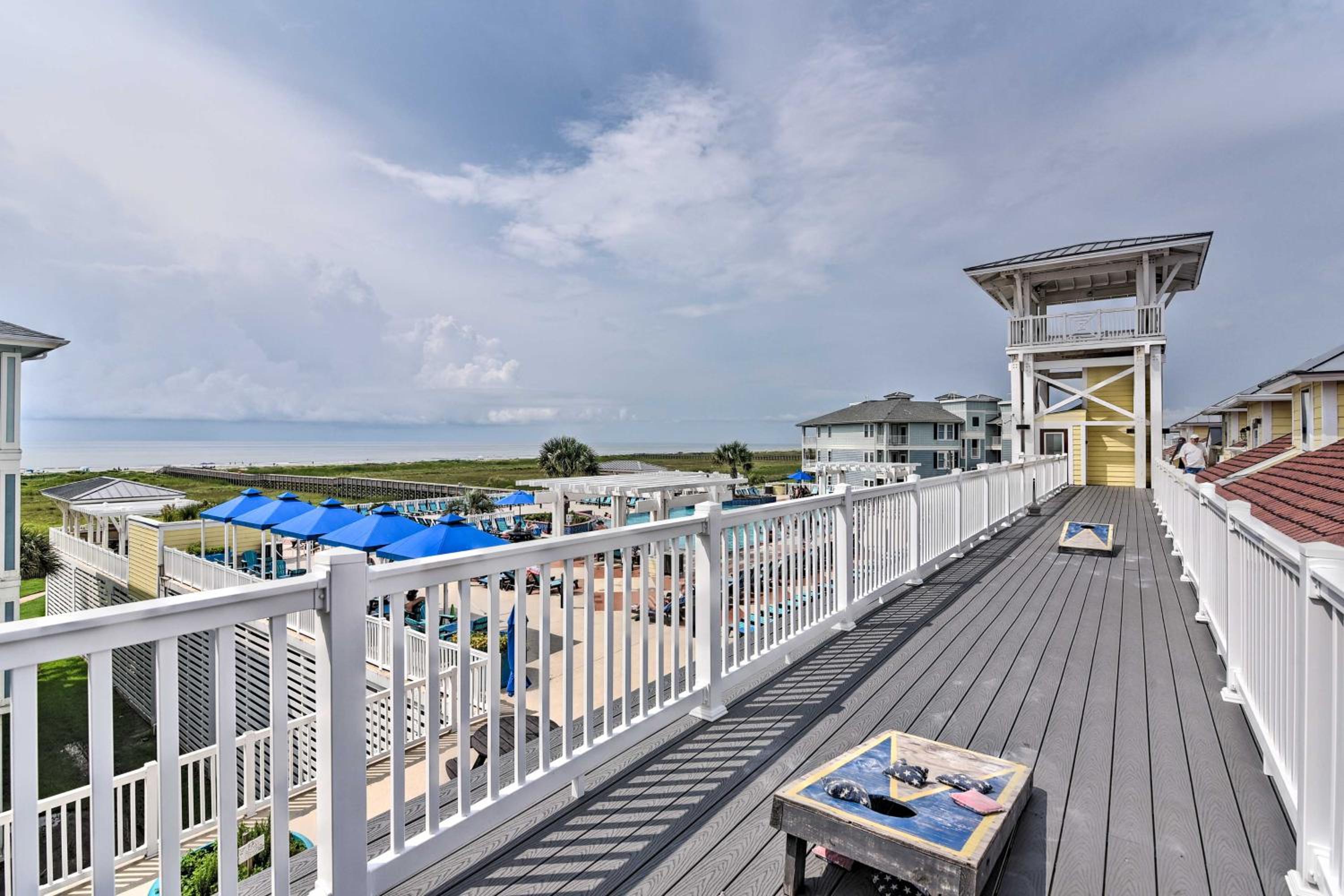 Private Beach Access Galveston Resort Condo!