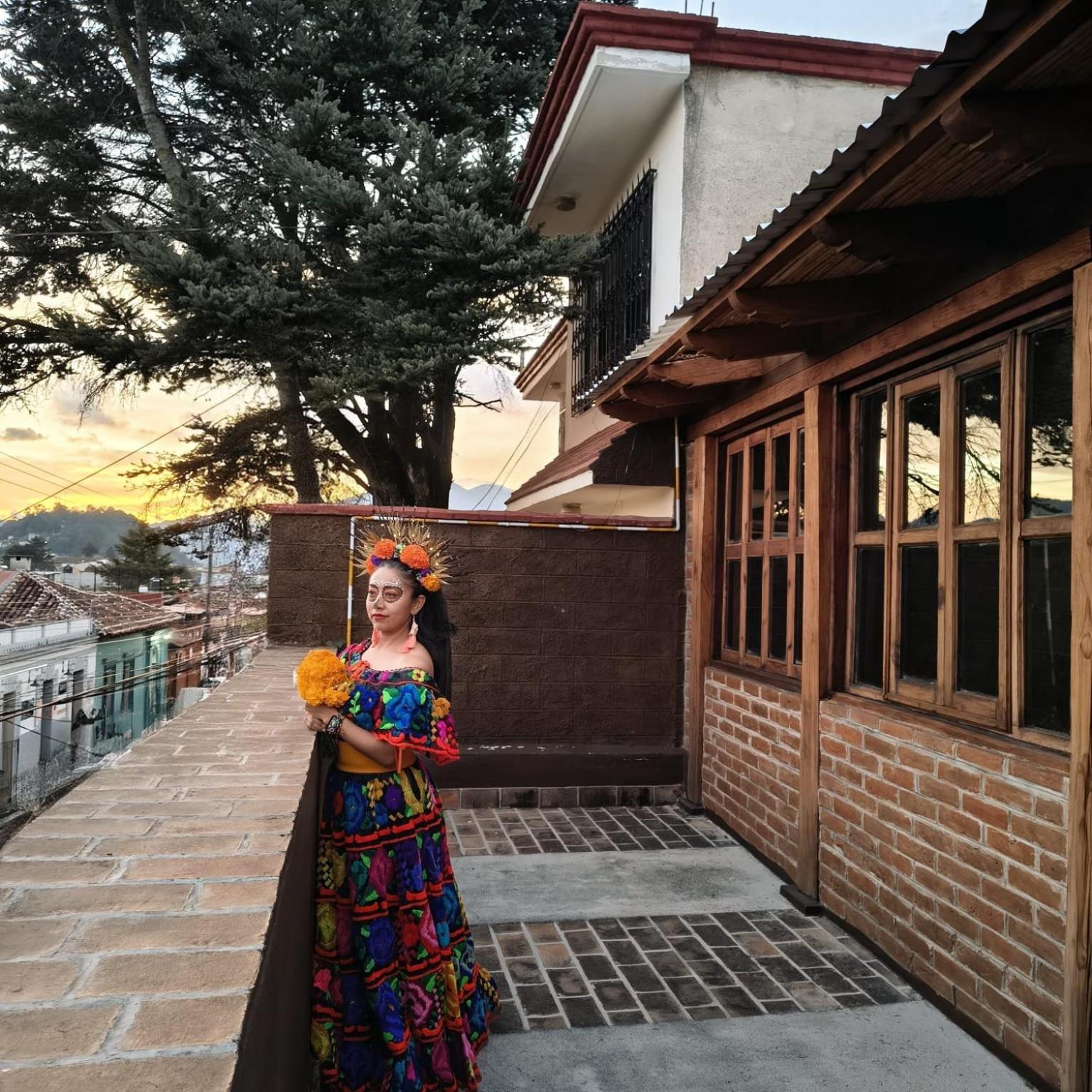 Xelva Hostel & Travel community
