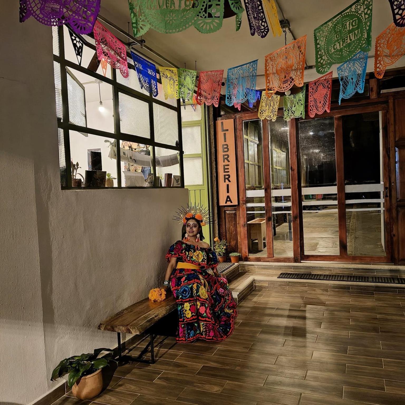 Xelva Hostel & Travel community