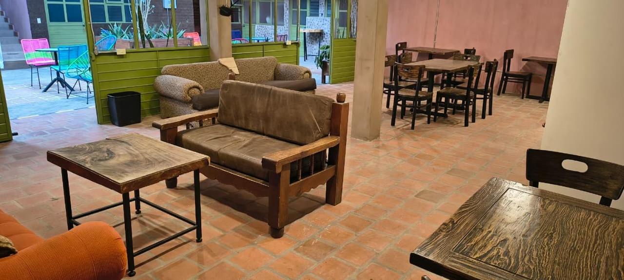 Xelva Hostel & Travel community