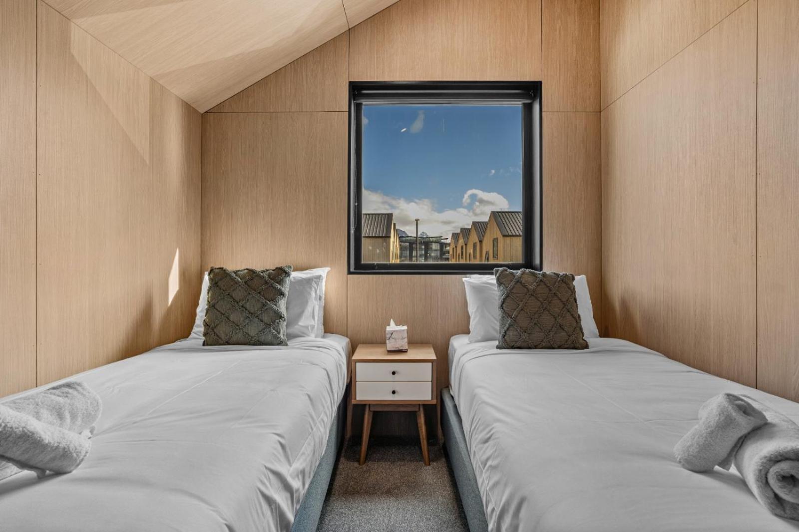 Ski Villa with carpark 29 - As Central as It Gets!