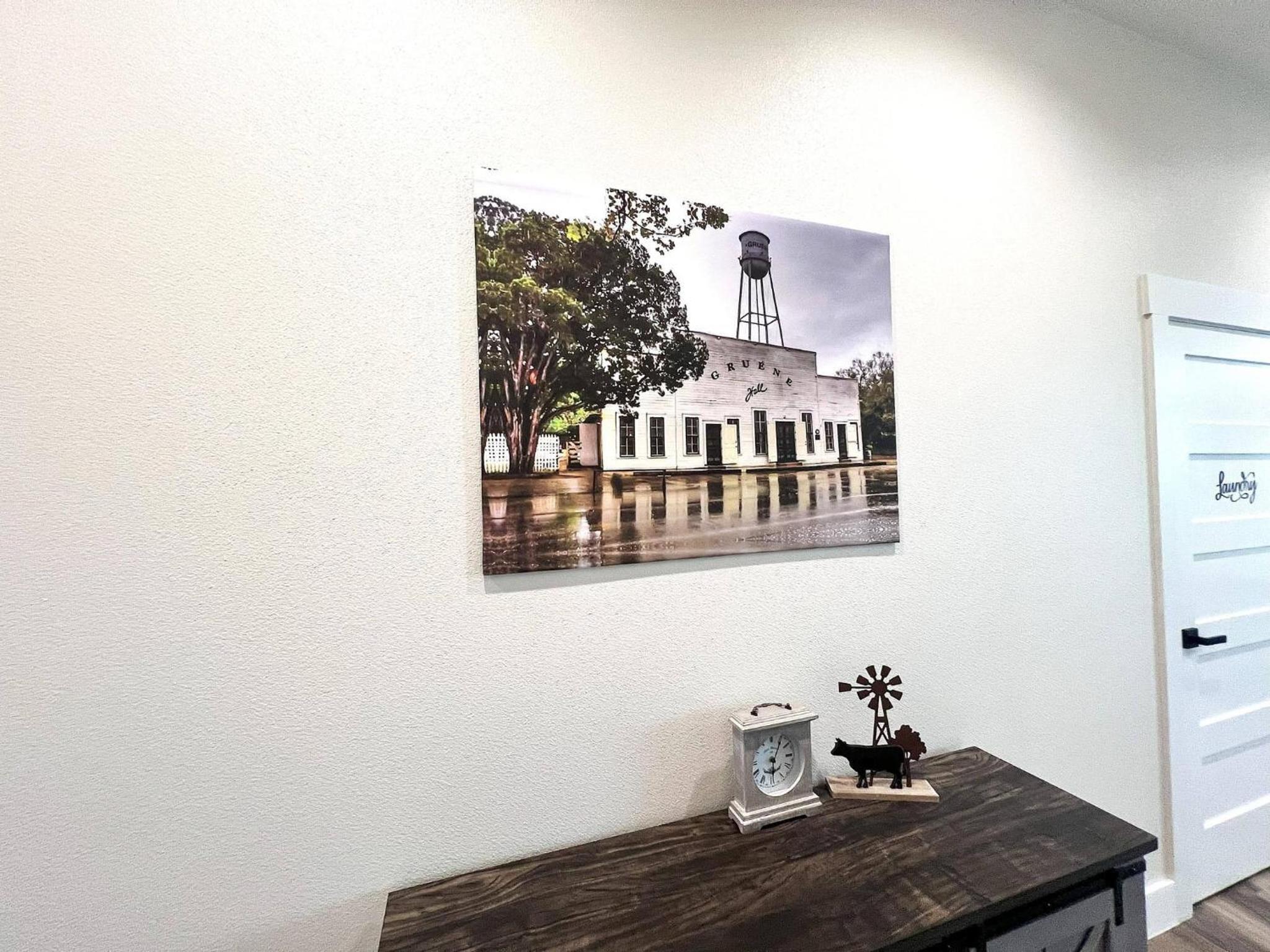 Riverside Luxury A/B, Sleeps 12!