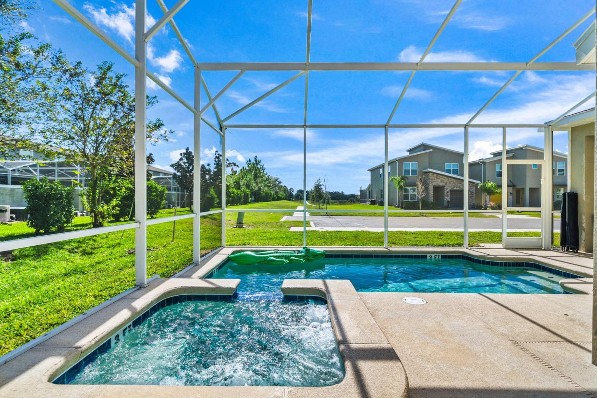 Fabulous Villa 5Bd Pool & Spa - Next to Disney 611