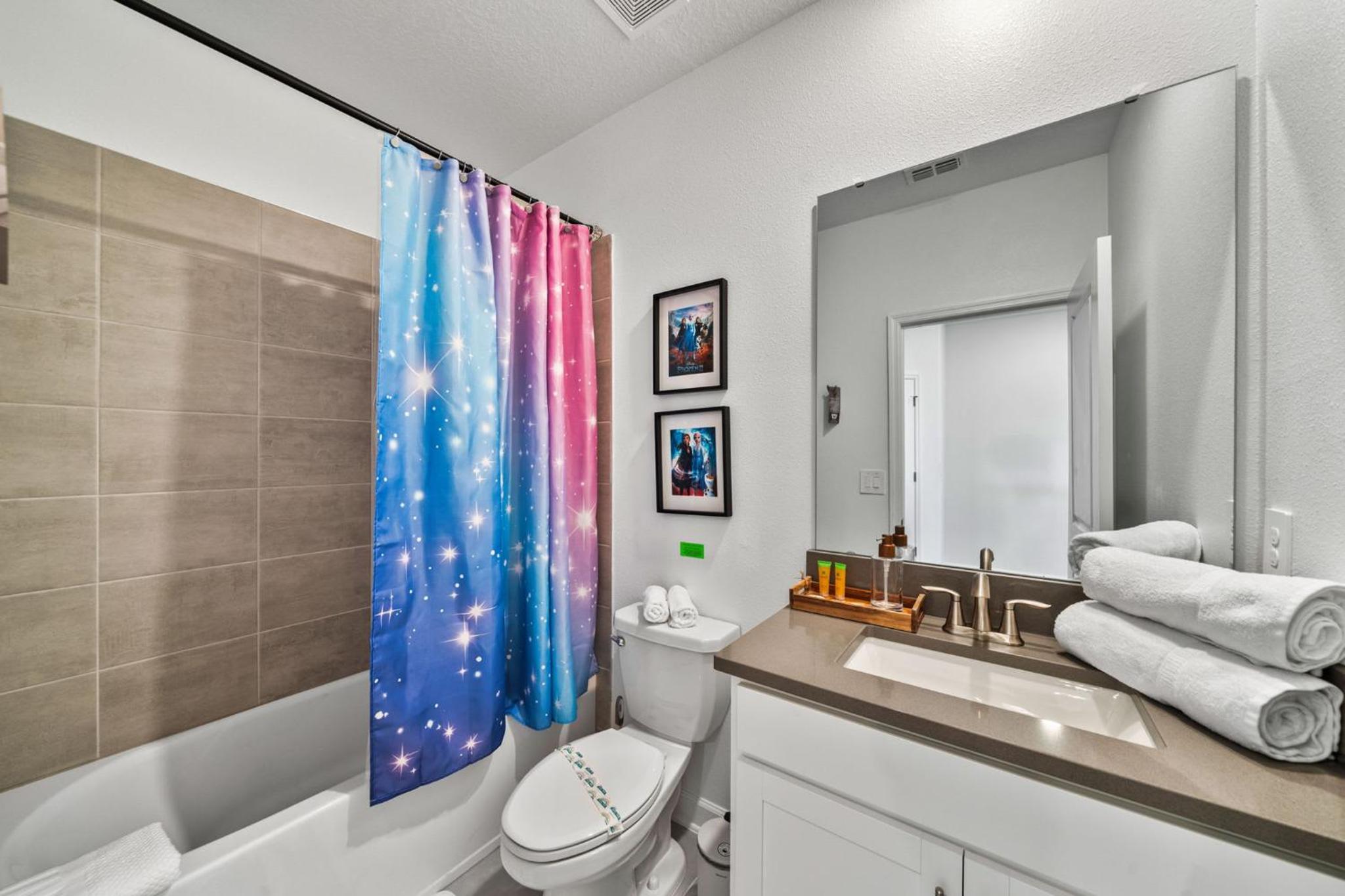 Fabulous Villa 5Bd Pool & Spa - Next to Disney 611